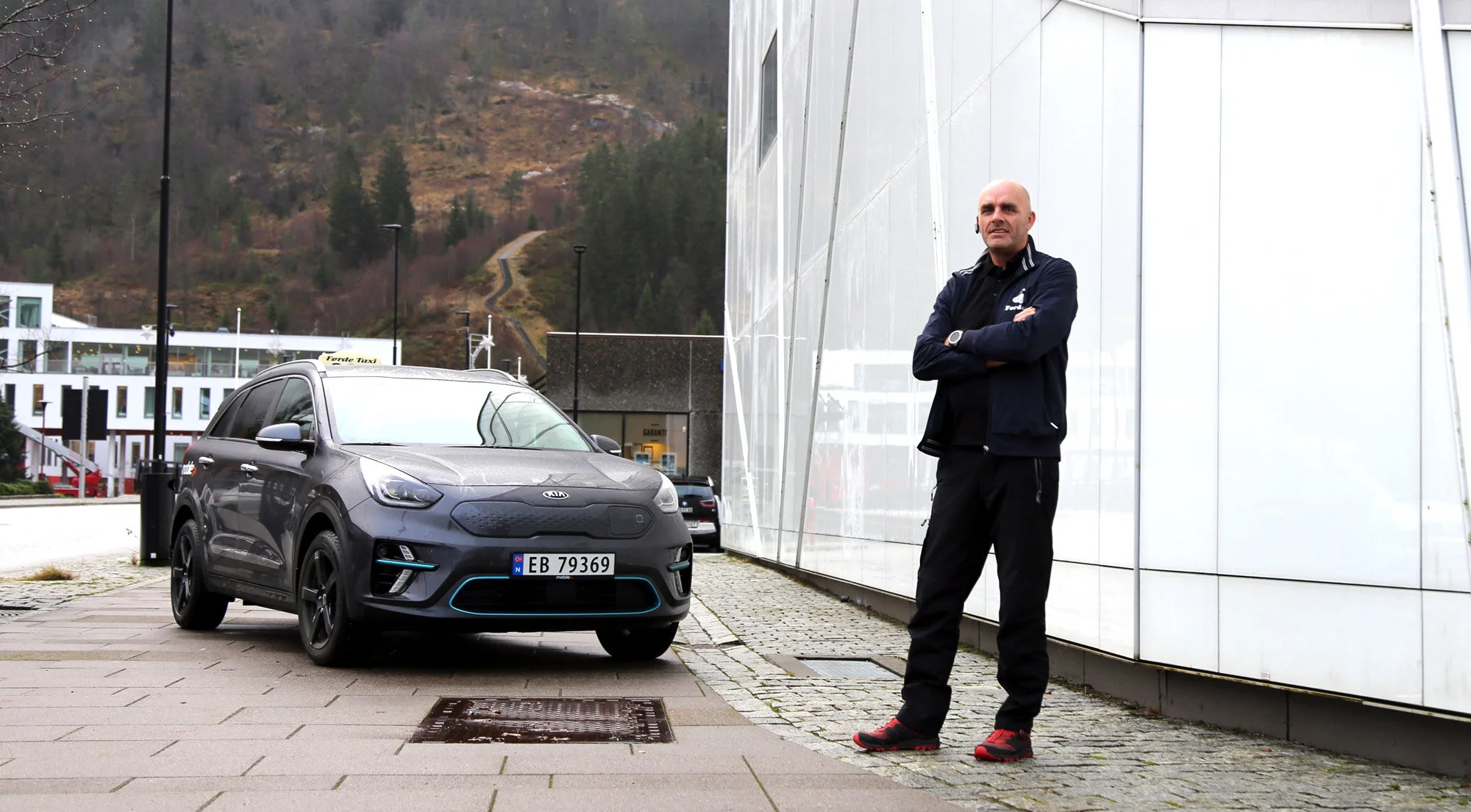 Arne køyrer deg trygt heim, utan rekkeviddeangst