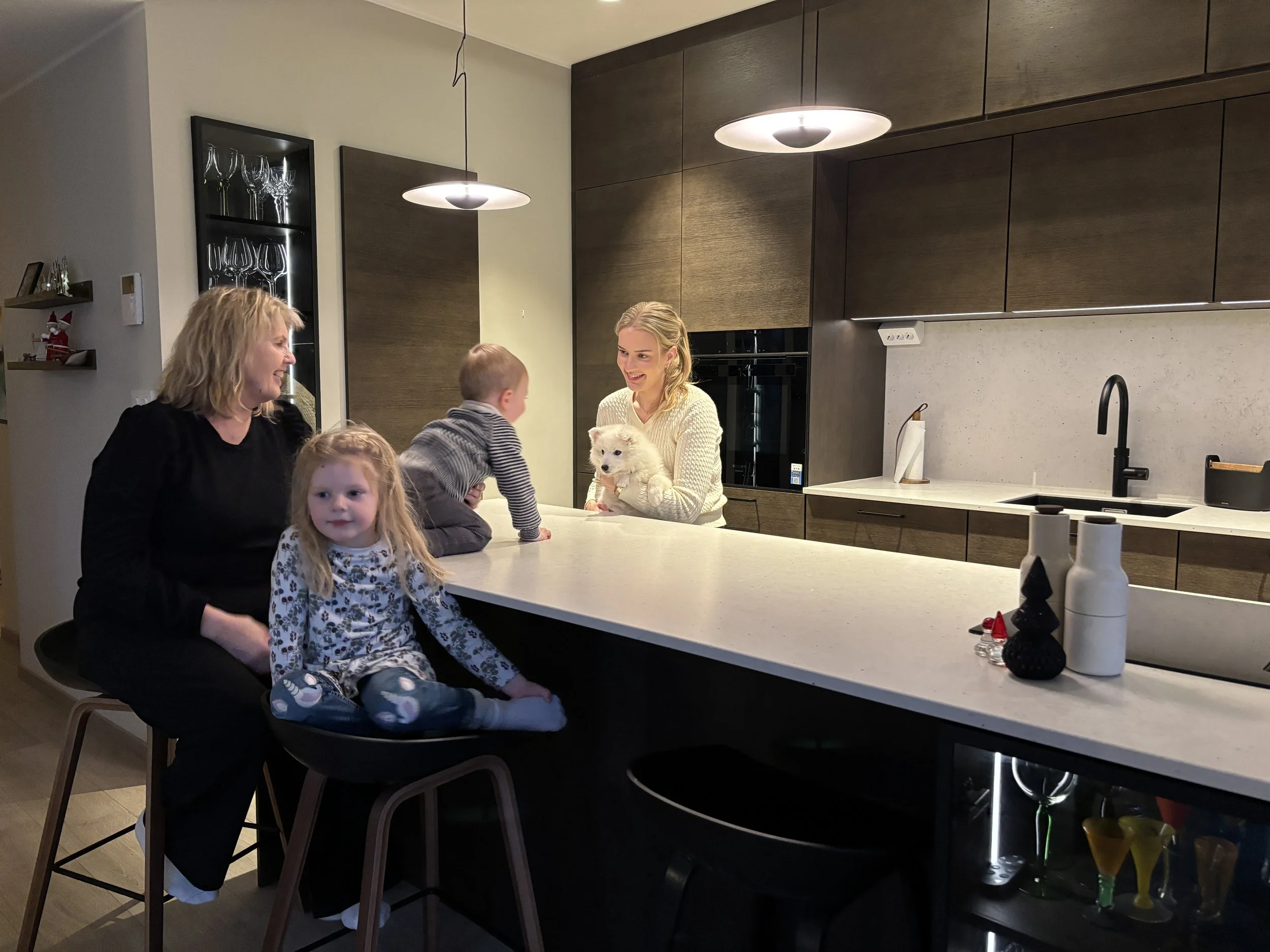 Mindor og JKE Førde – løyser drøymekjøkkenet igjen