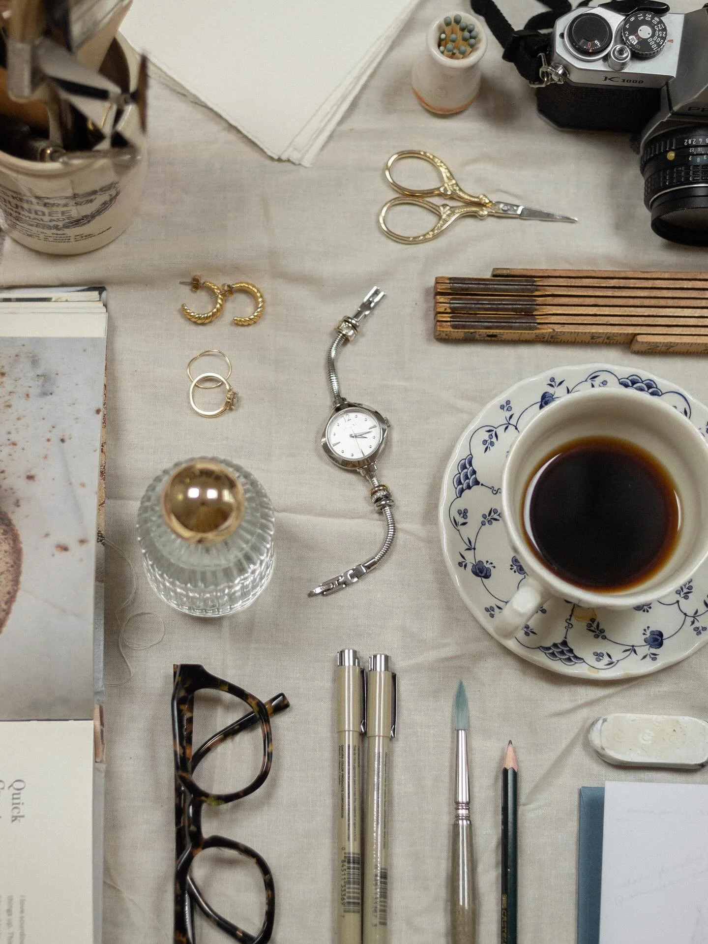 A Friday flatly (can we bring these back??) Just some lovely things from my desk to yours.

I love analog everything. A paper to do list over the notes app. A clothes rack for hang drying instead of the dryer. A film camera instead of a digital camer