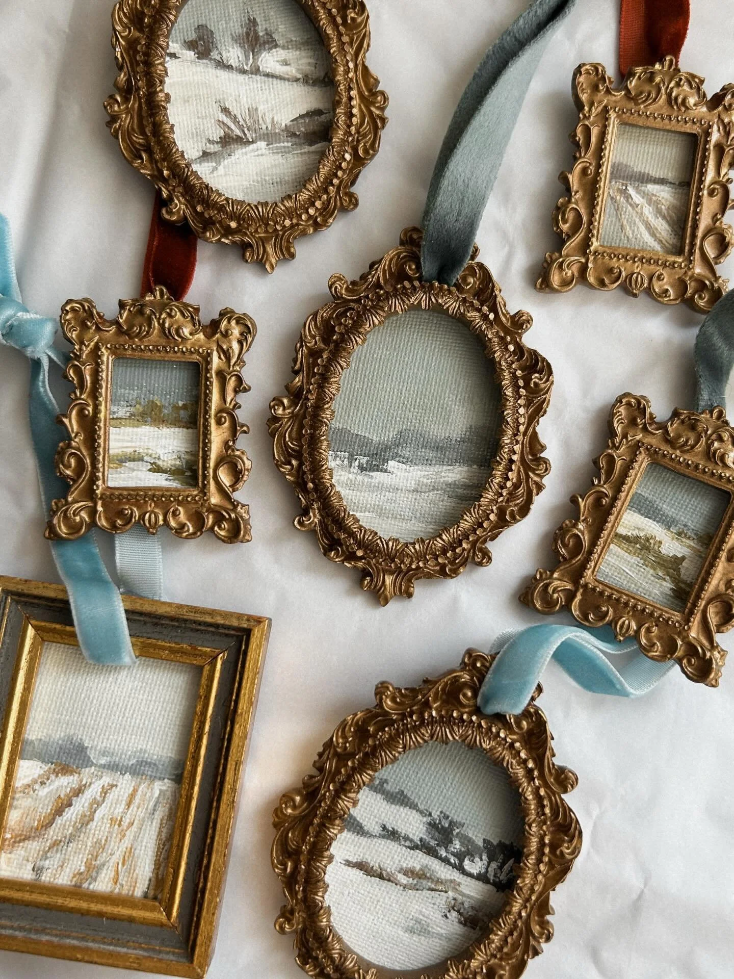 Snuck in my first ornament collection right in the nick of time for my biggest, last market of the year - happening all day tomorrow here in Matthews, NC! Calendars, originals, framed prints, and these tiny winter landscapes in tow. ✨ 

Details are o