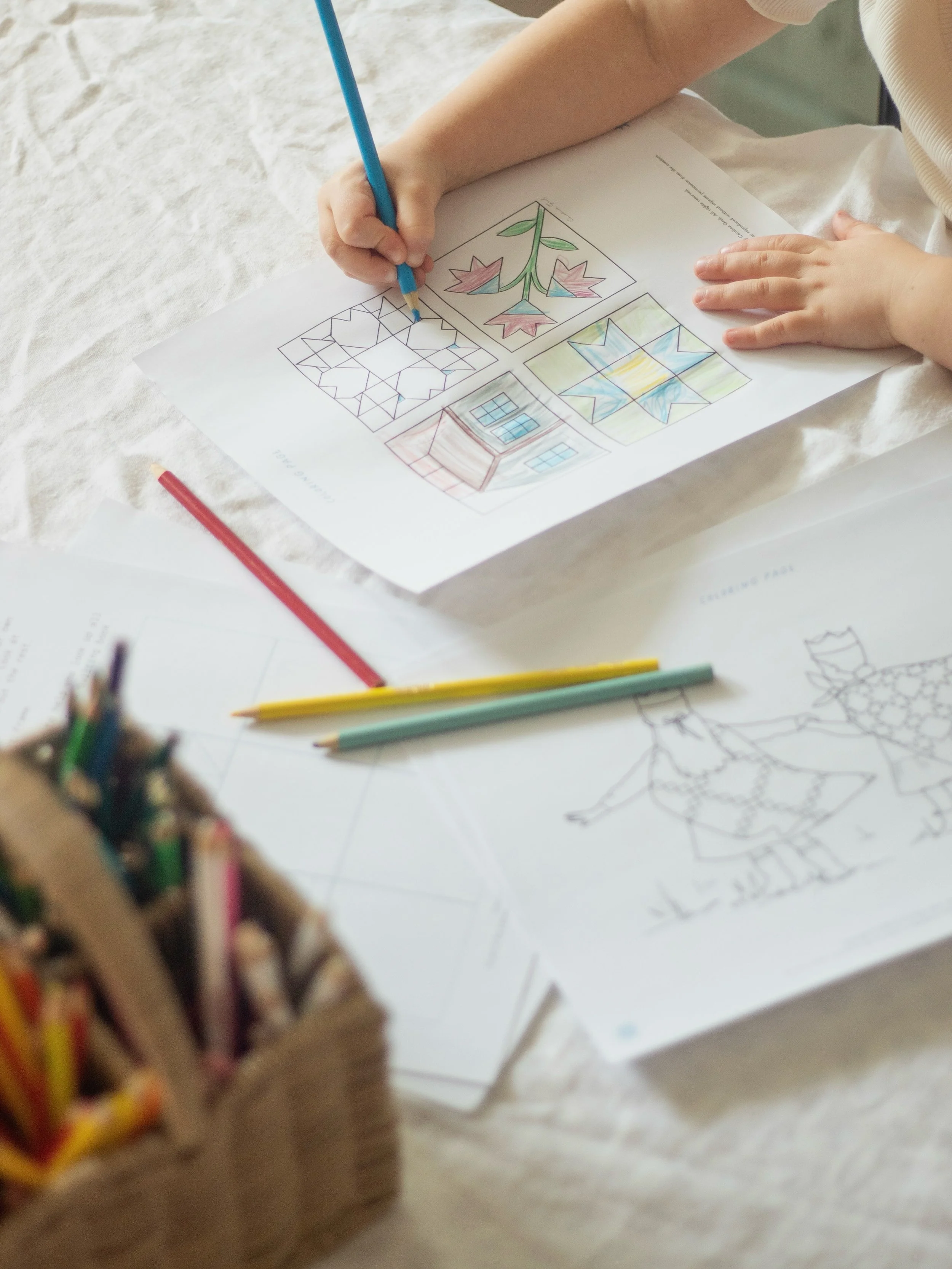 I enlisted the help of my littles to share just some of the very fun things in store as part of the Clara&rsquo;s Quilt Launch Team 💫 @madeleinecorbettwrites and I got maybe a wee bit too invested and made an Exclusive Bonus Content Package, which i