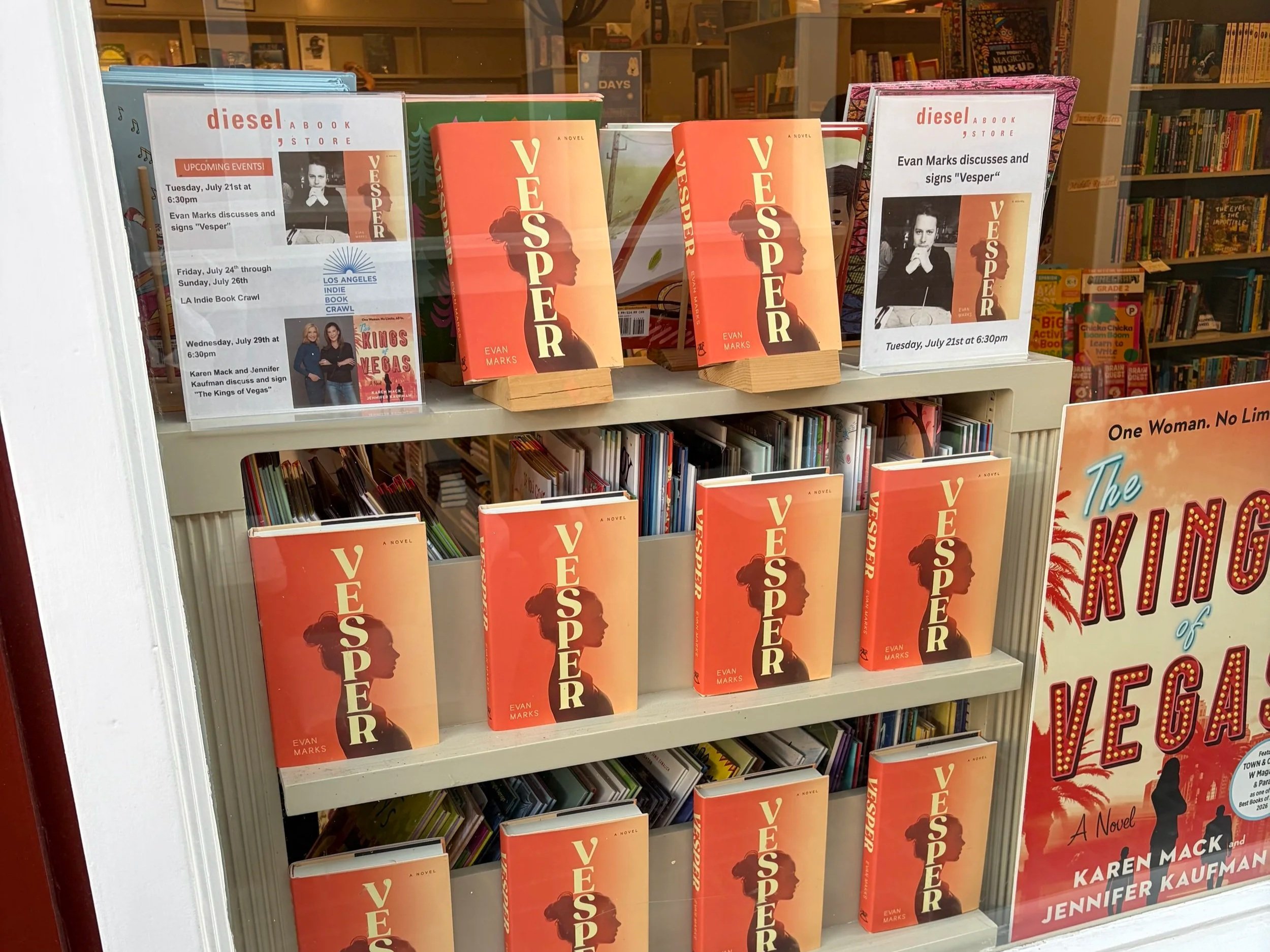 Evan Marks discusses and signs "Vesper" at Diesel Bookstore in Los Angeles