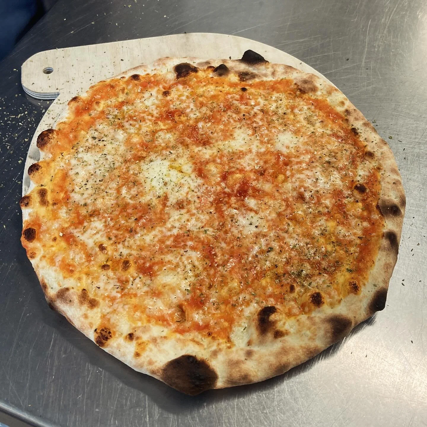 Ricardo is back, so Pizza is on the menu every weekend #pinsae28 #m&uuml;nchnervolkshochschule #einsteinstrasse28