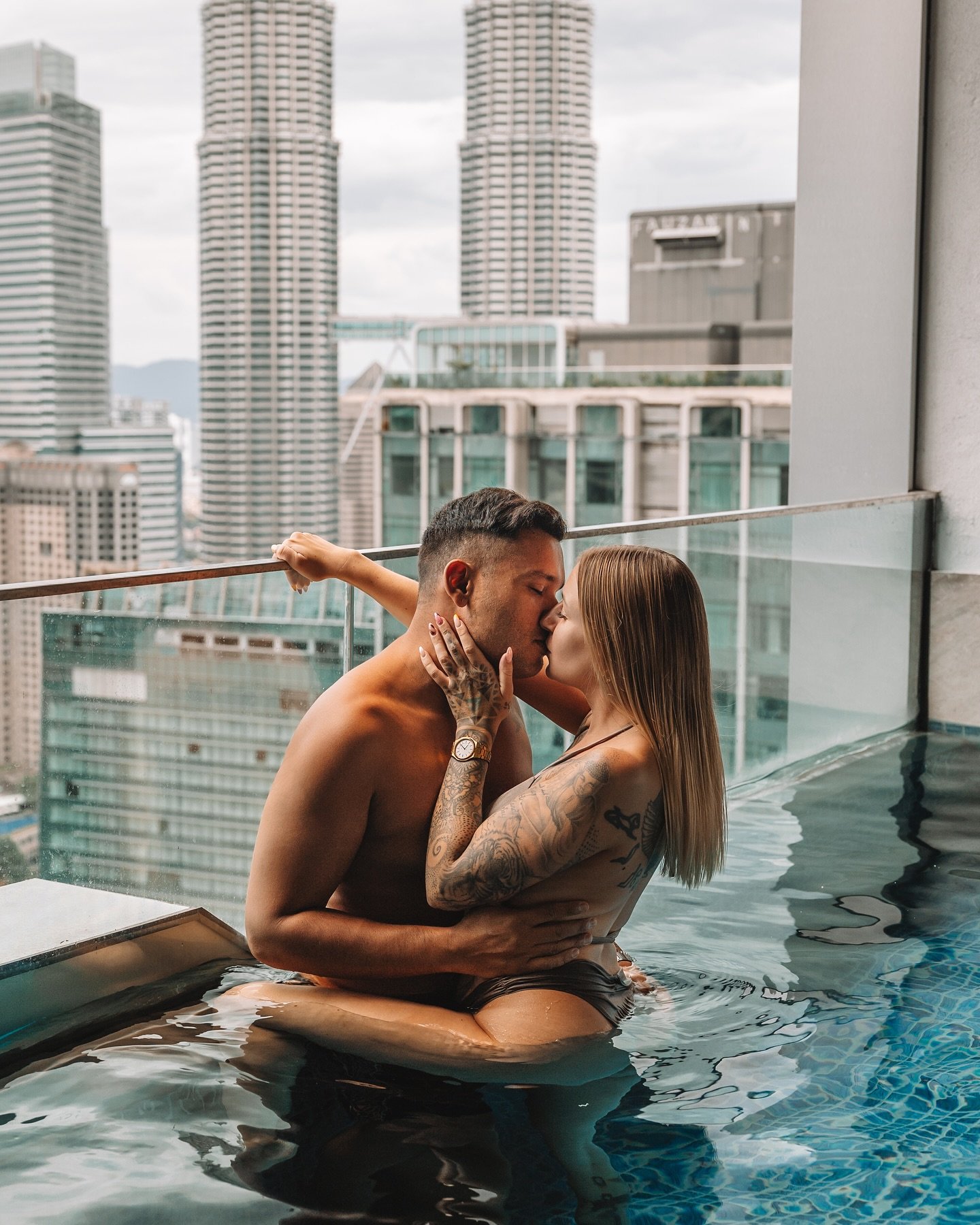 Dear Diary,

Let&rsquo;s take you back to this beautiful private pool suite in Kuala Lumpur. @imperiallexiskl offers private pools in the heart of the city. 

Lots of love,
Charlotte and Rayen

#kualalumpurmalaysia #kualalumpur #kualalumpurcity #mala