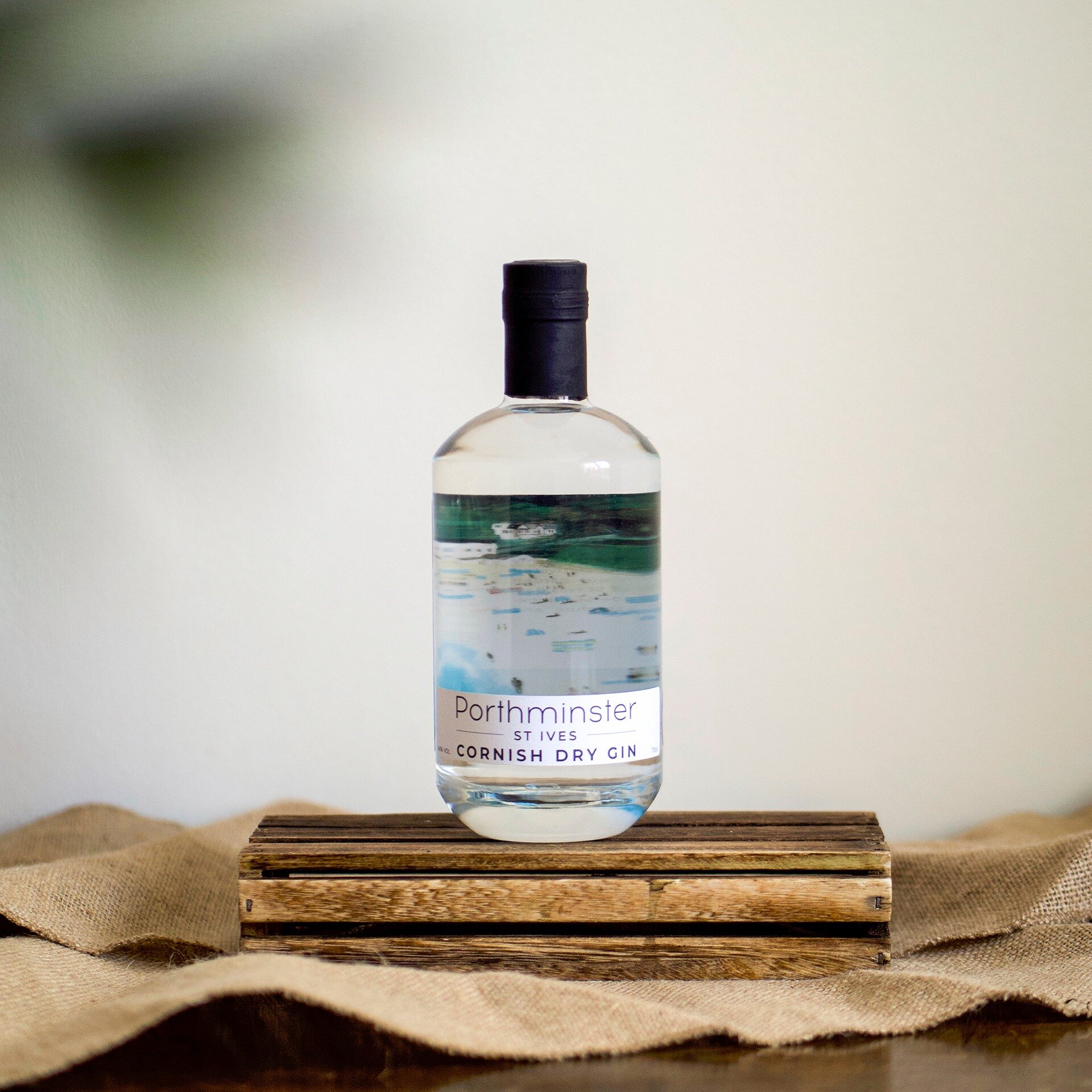 Porthminster Gin is distilled in Cornwall, especially for the Porthminster Beach Cafe in St Ives. The chefs behind Porthminster forage botanicals from the beach and their own nearby gardens, which are then included in its distillation process. Like t