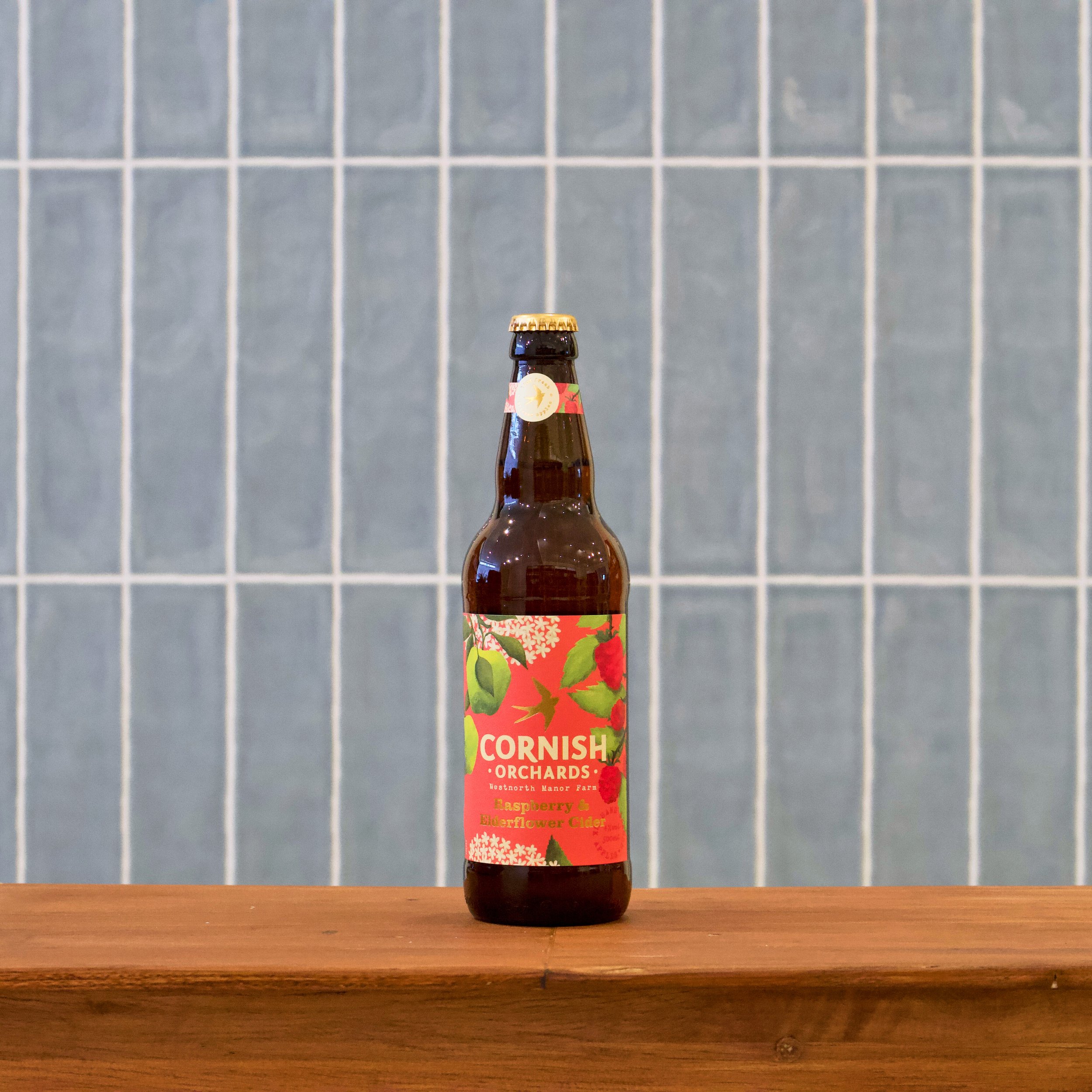 cornish_orchards_raspberry_elderflower_cider.jpg