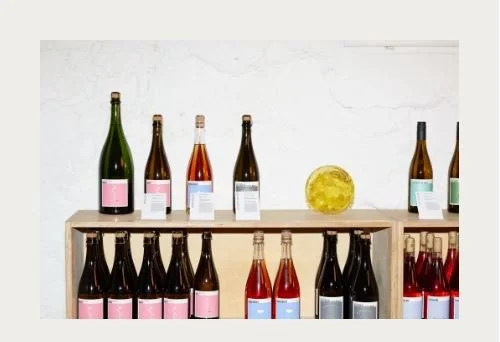 Verkauf ab Hof: Im Winter in der Enoteca in Luzern.