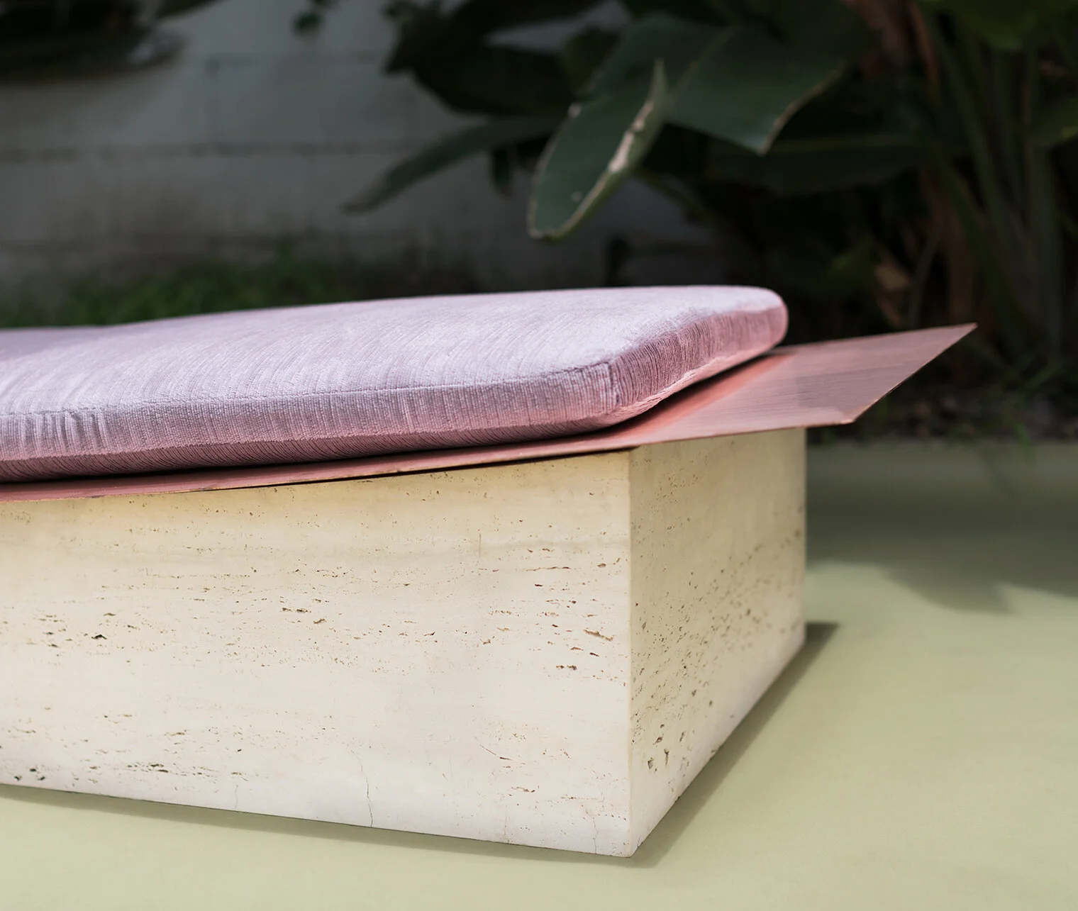 LAUN_Chord+Daybed+03_SLH+Studio.jpg