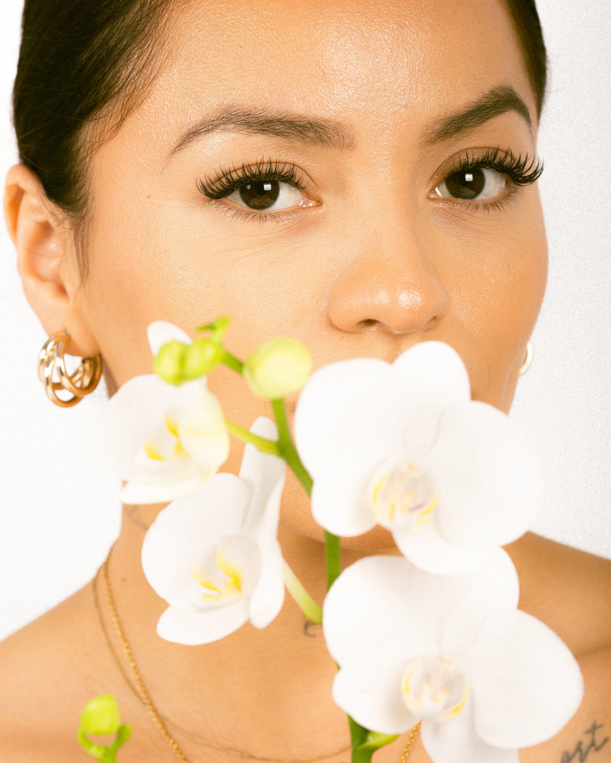 Pretty Lash Babes: Izza