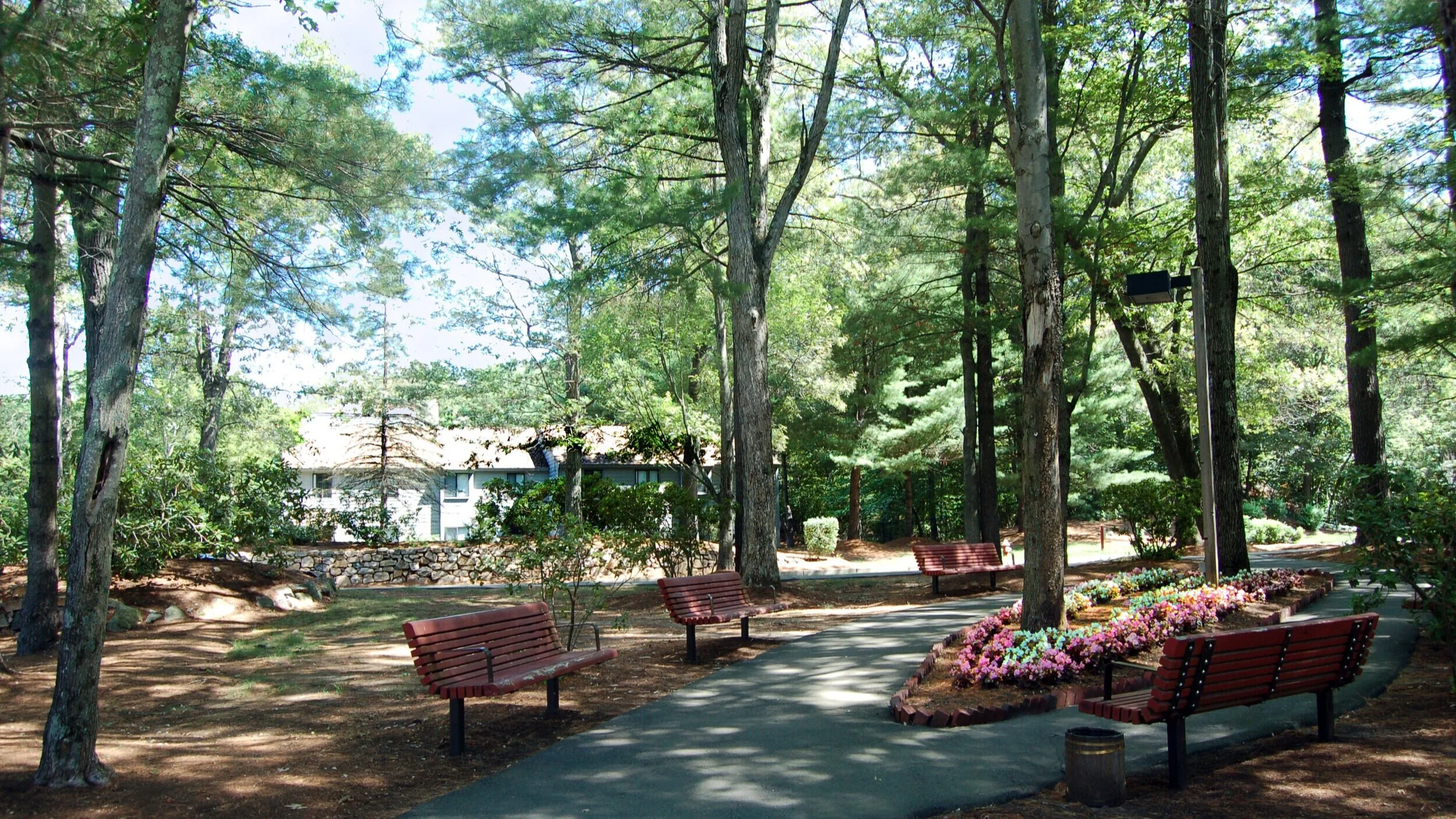 Holbrook is a beautifully landscaped country setting just south of Braintree and Quincy. &nbsp;Commuting to Boston is a breeze with easy access to major highway routes&nbsp;and both train and bus options with the MBTA.&nbsp;Enjoy coming home to any …
