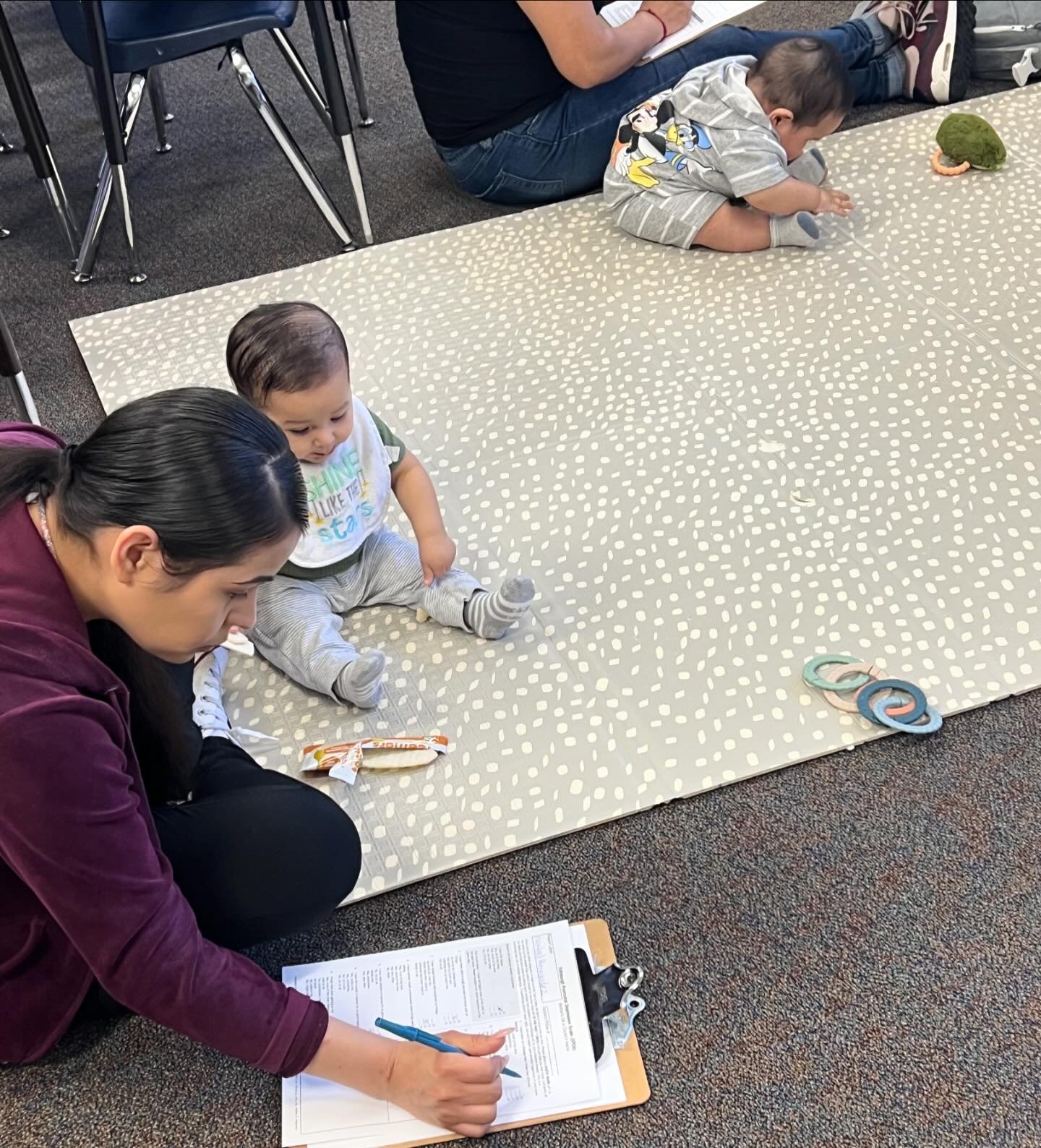 Our Ponderosa Mom Support Group starts today 👶🏽 our moms have an opportunity to talk, listen and access mental health resources. 

As pictured here, we have our participants fill out a &ldquo;Postnatal Depression Scale Worksheet&rdquo;, which allow