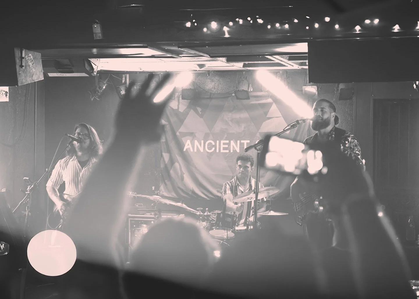 Double the shows, double the fun! @tinrooforlando 2-5pm, @tanqueraysbarorlando 10:30pm-2am. No excuses, let&rsquo;s go Orlando 🤘

We&rsquo;re also collecting any questions that you guys may have, could be about anything, for our upcoming Patreon Q&a