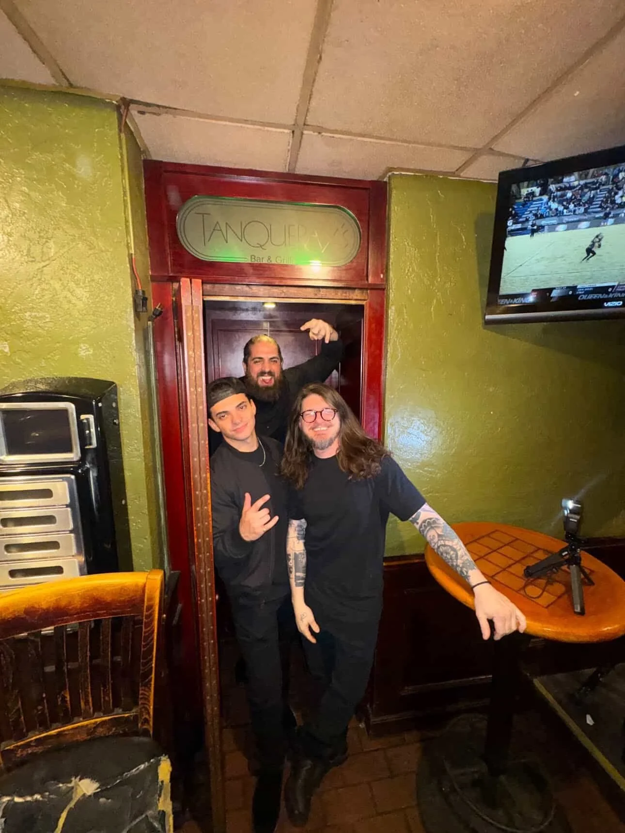 Sun comes up 🌄 

Looking back at our last time at @tanqueraysbarorlando on NYE. That special place is where we got to become Ancient Sun, creating the best memories possible,
and there&rsquo;s nothing else like it 🤘

Today is still Ancient Sunday s