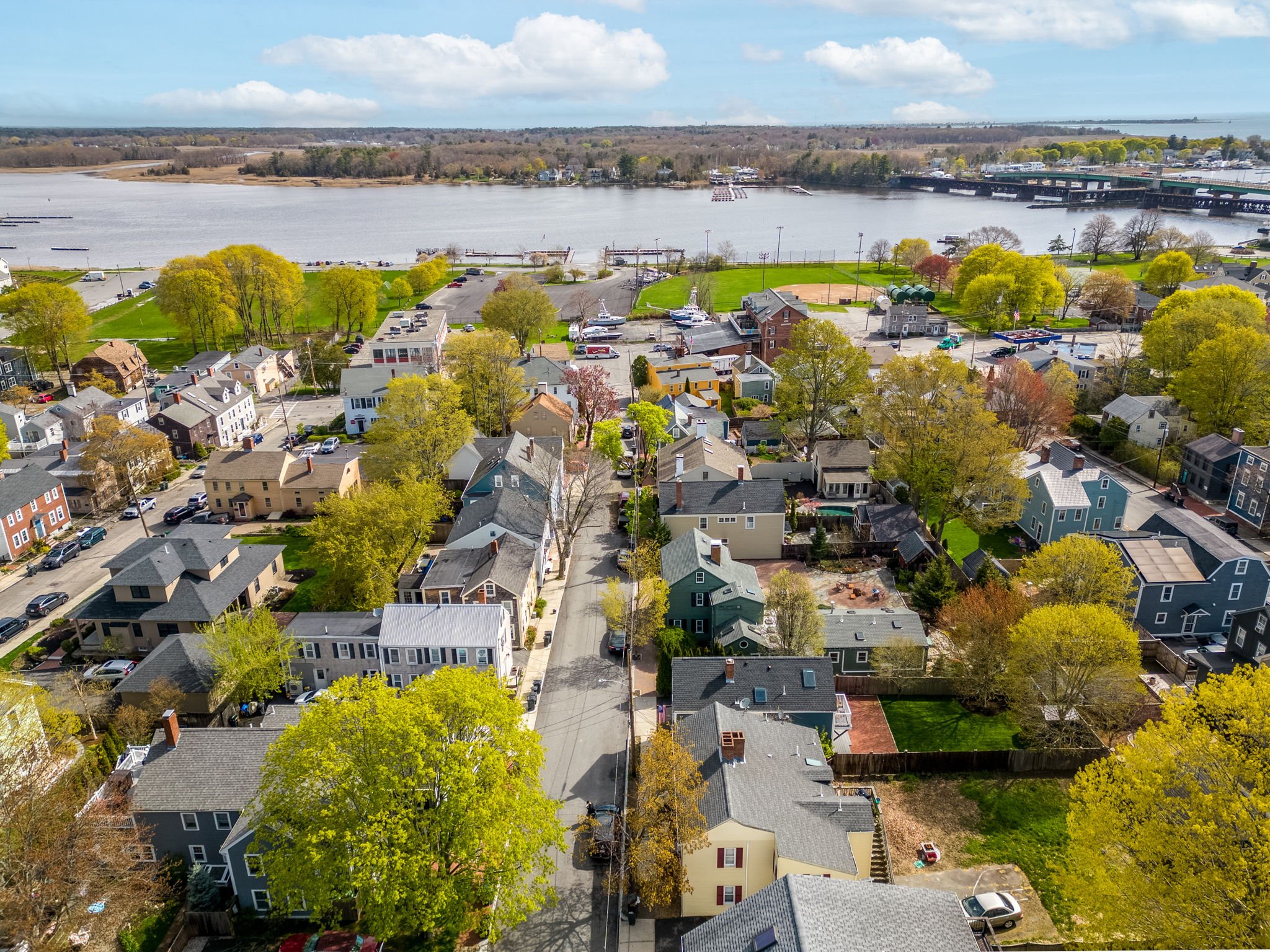 24-web-or-mls-15 Dove Street-3.jpg