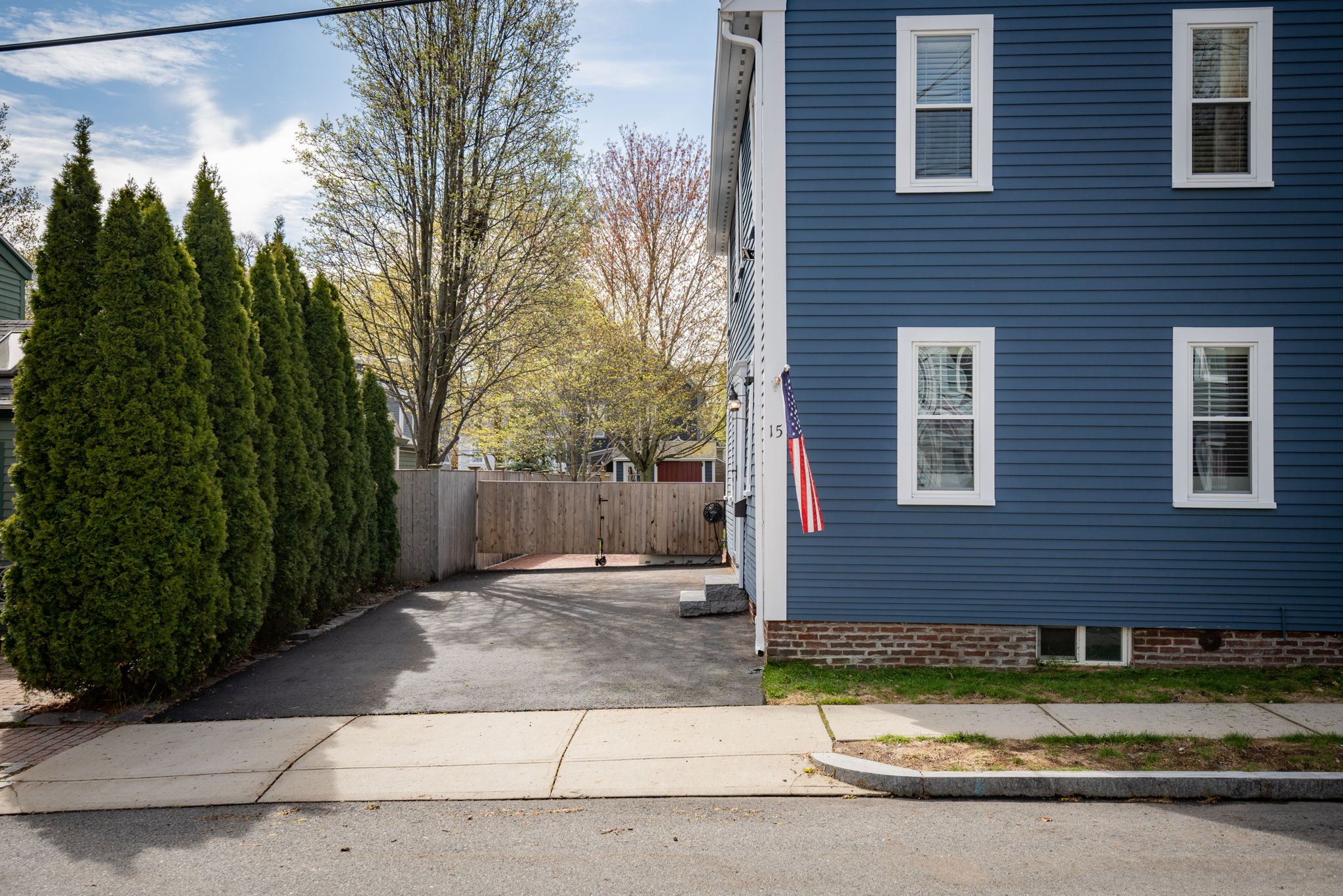 2-web-or-mls-15 Dove Street-25.jpg