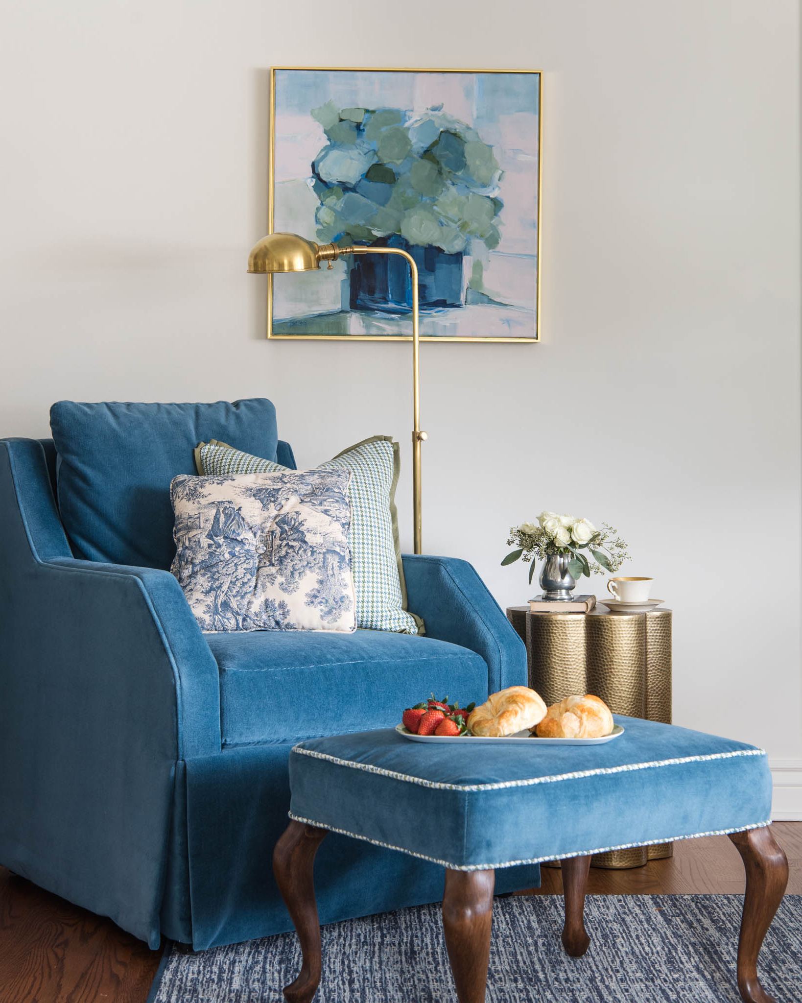 North-Shore-Chicago-Interior-Design-Living-Room-Chair