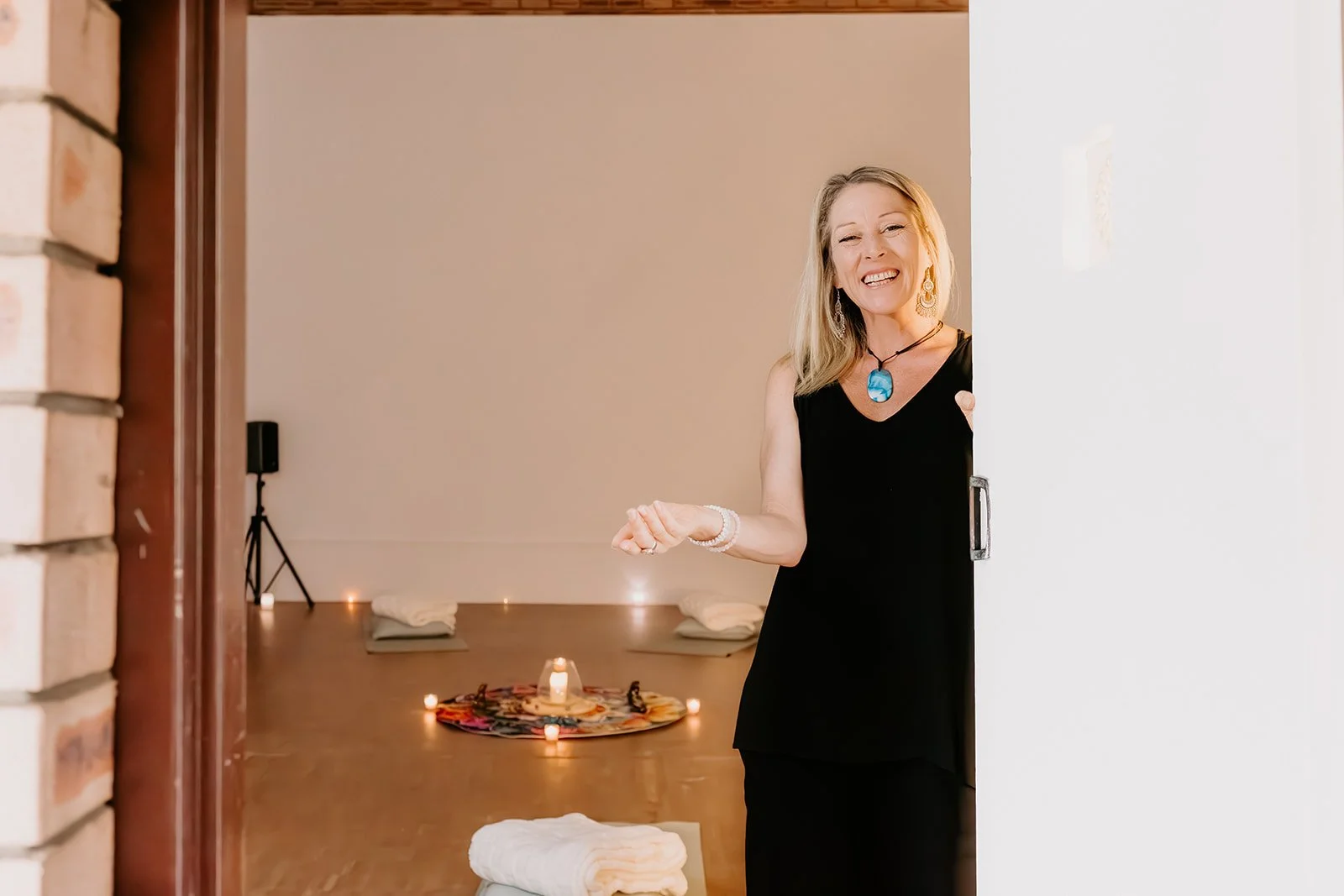 Amy Jessica Chakradance-8478-Enhanced-NR_websize.jpg