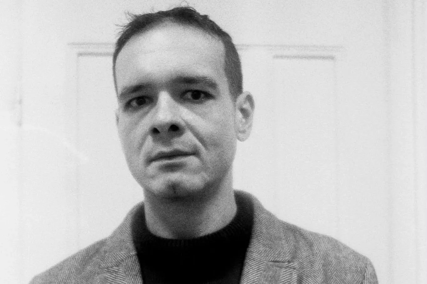 Никола Петров – Фабрика на края на небето