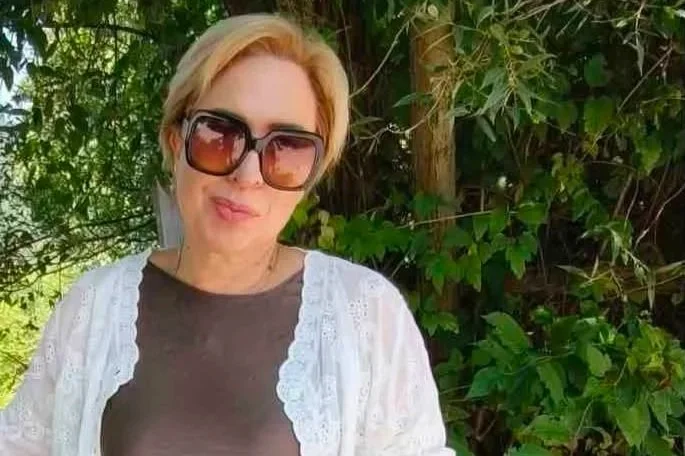 Яна Монева - Лов на китове 