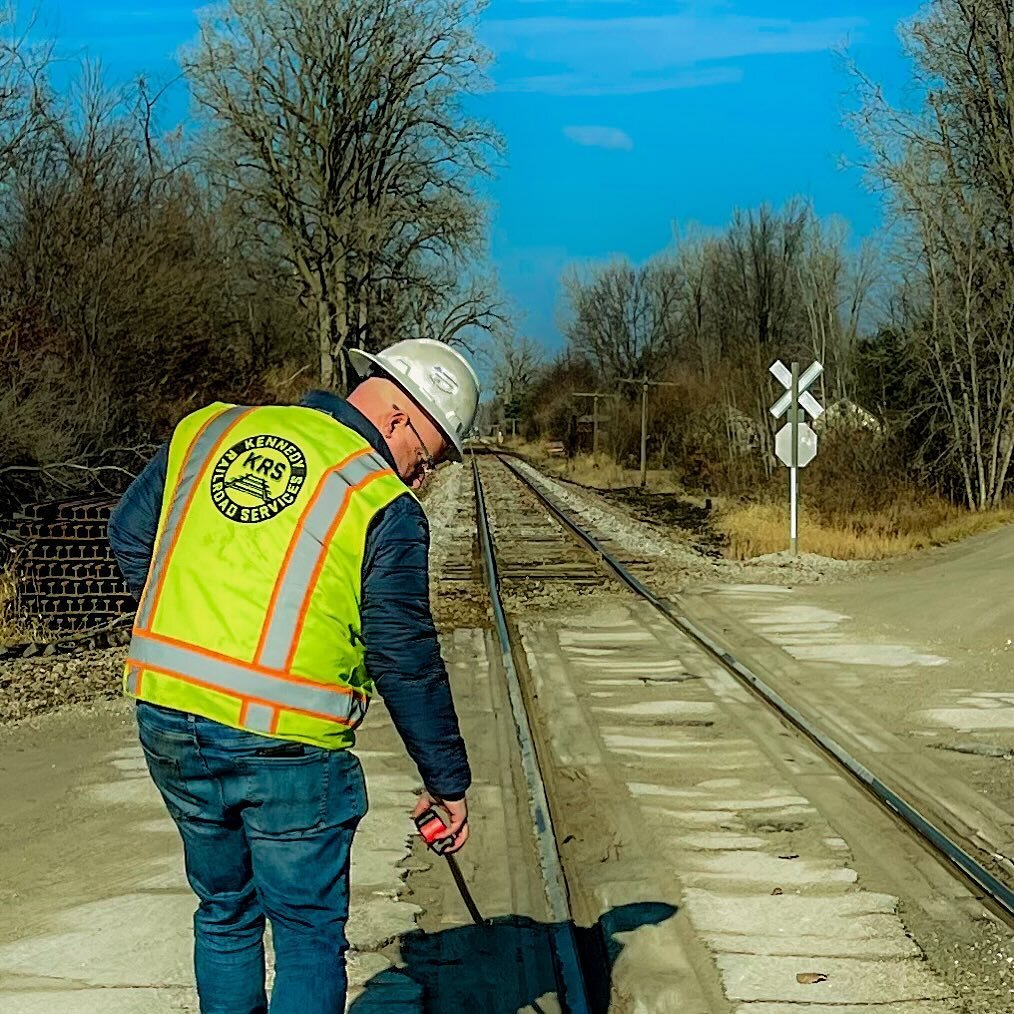 The crew at #KRS is working hard every day on existing projects and generating new opportunities. What can #kennedyrailroad do for you? #railsafety #qualitytrackwork #safetrackwork #grindingitout #whatcanwebuildforyou