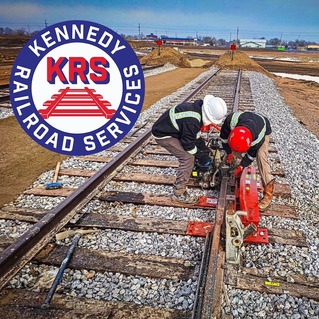 The KRS Crew putting the finishing touches on a job in midwest. The weather was cooperating for a change!!! KRS #kennedyrail #railsafety #safe #hardwork . Please reach out for any of your railroad contracting needs through the website www.kennedyrail
