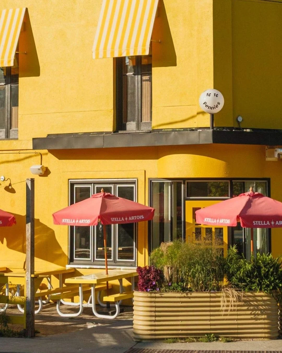 Pennies

📍 667 College St

📷 @tam_1am

&mdash;

#construction #contractor #renovation #toronto #ontario #restaurant #retail #business #builder #design #architecture #torontoconstruction #torontocontractor