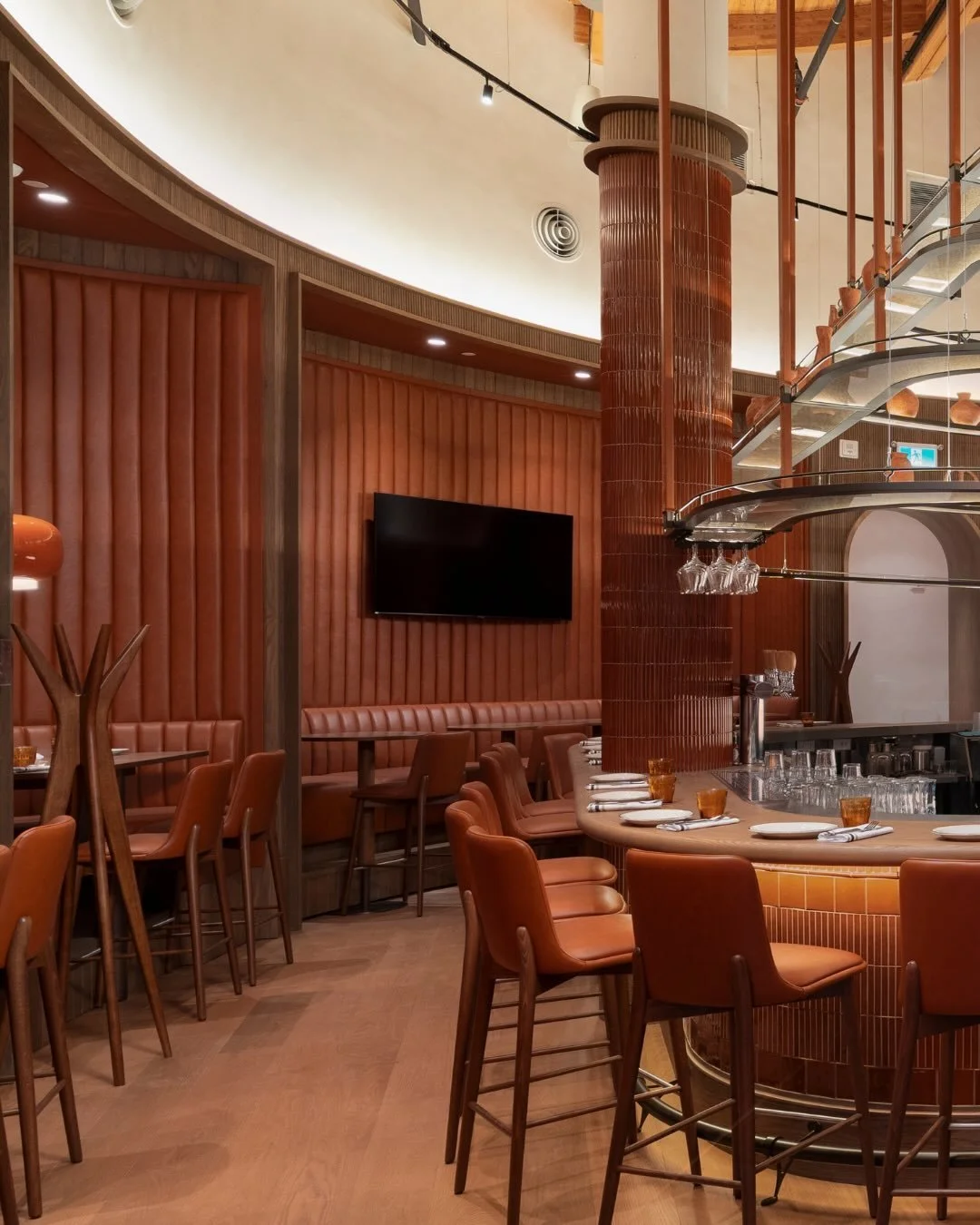 Mercatto Centrale, Port Credit (Bar)

📍230 Missinnihe Wy

📷 @atlasvisualdesign 

&mdash;

#construction&nbsp;#design&nbsp;#architecture #toronto #restaurant