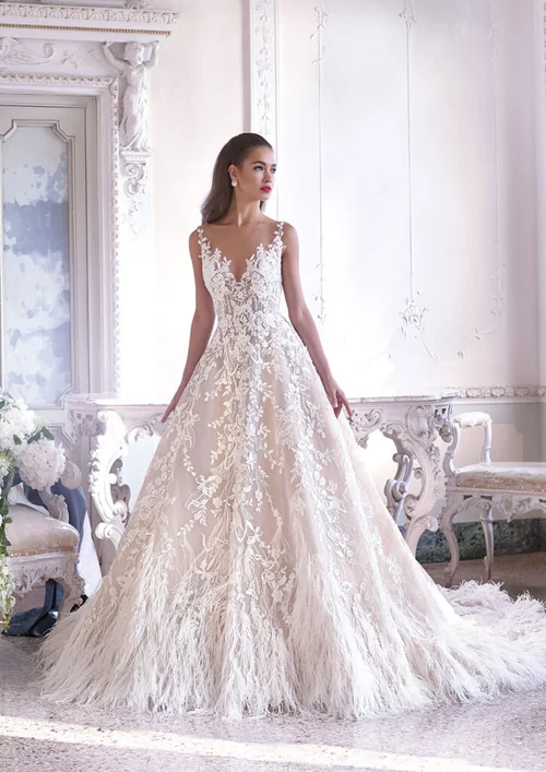 unique wedding dresses Unique Wedding Dresses: Standout Bridal Gowns for 2017