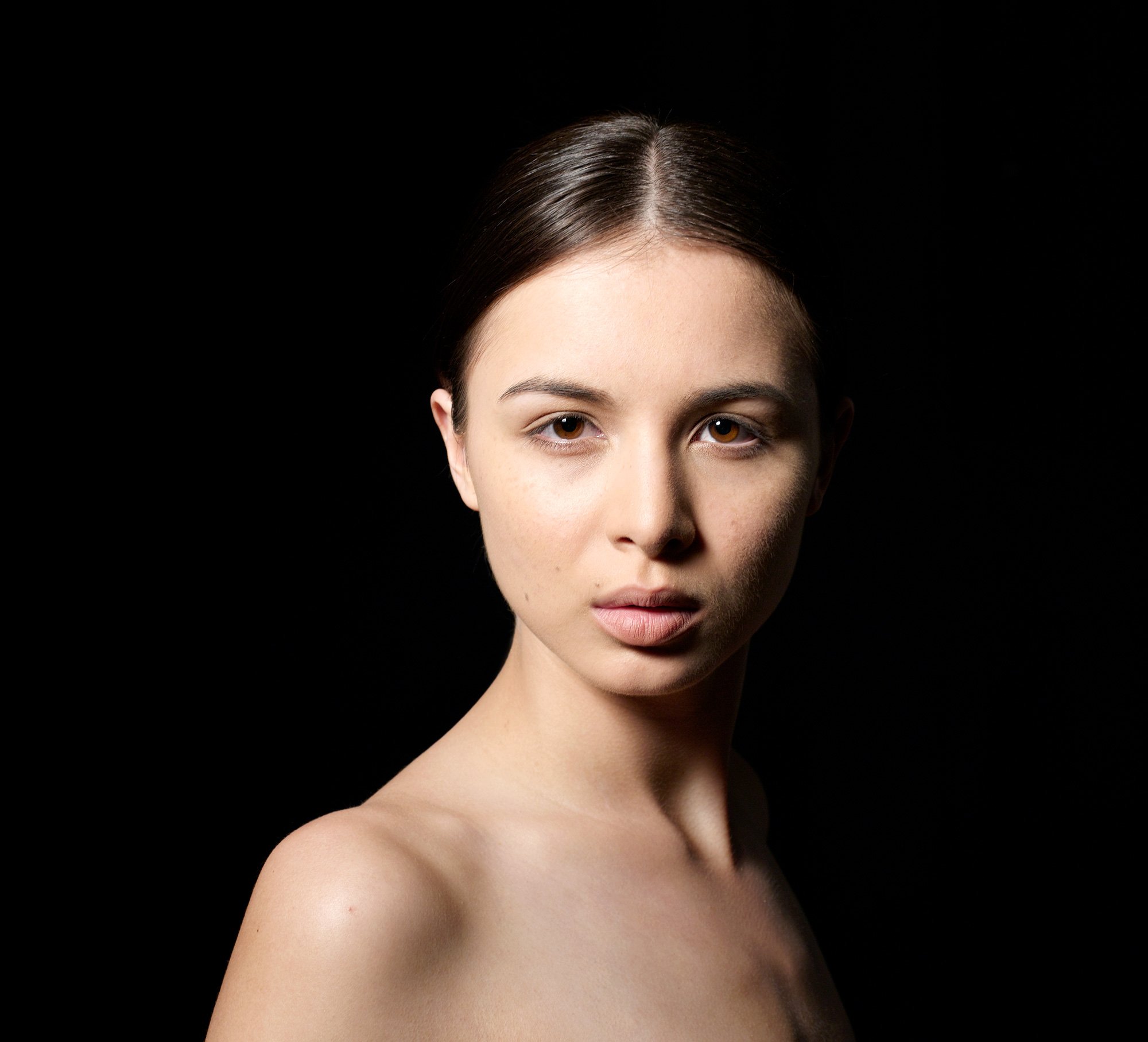 Studio portrait of Liamey by photographer David.A.Knight ©