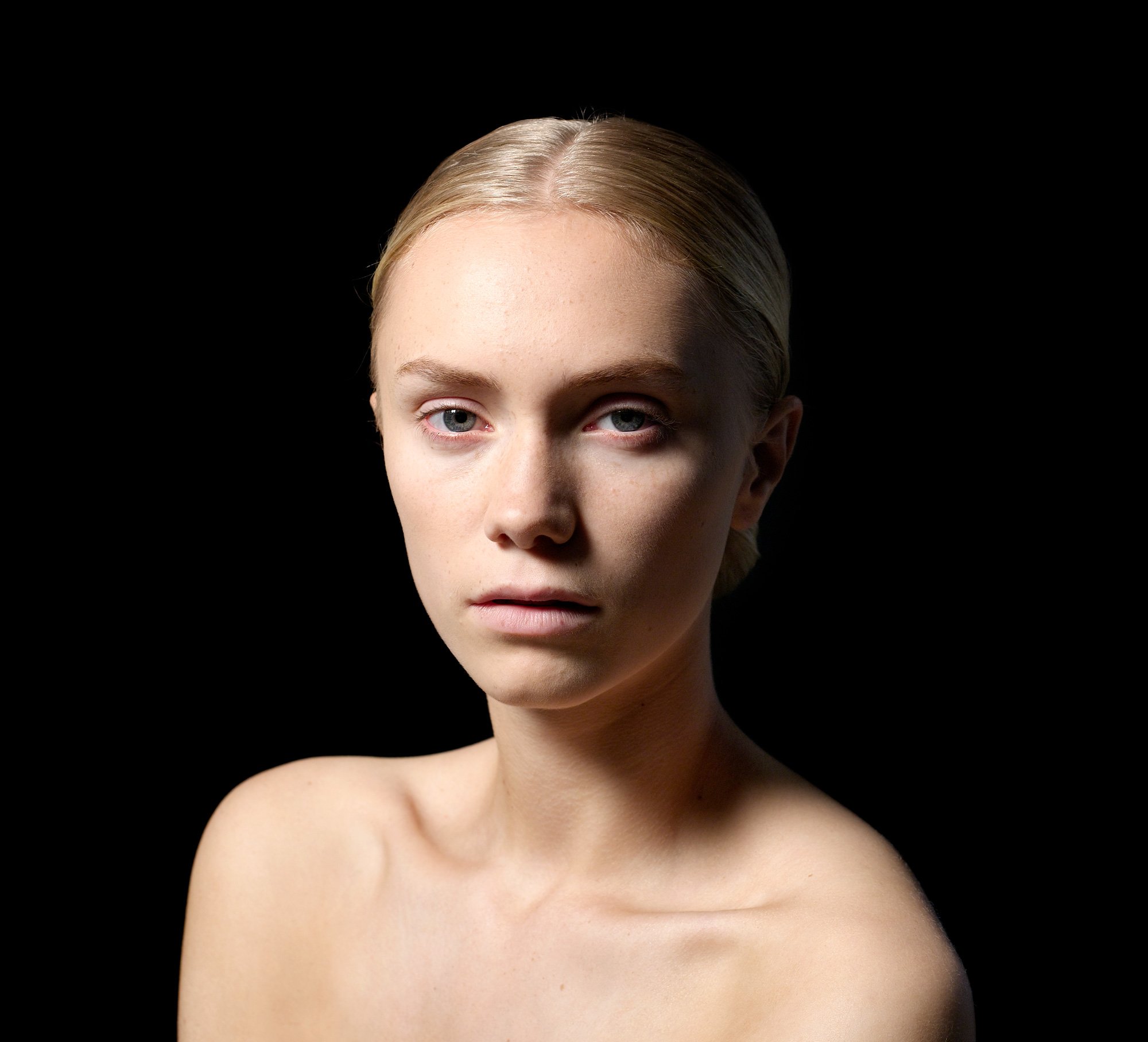 Studio portrait of Emily by photographer David.A.Knight ©