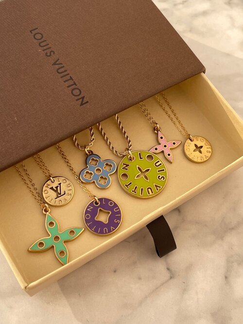 Louis Vuitton Fleur Charm Necklace