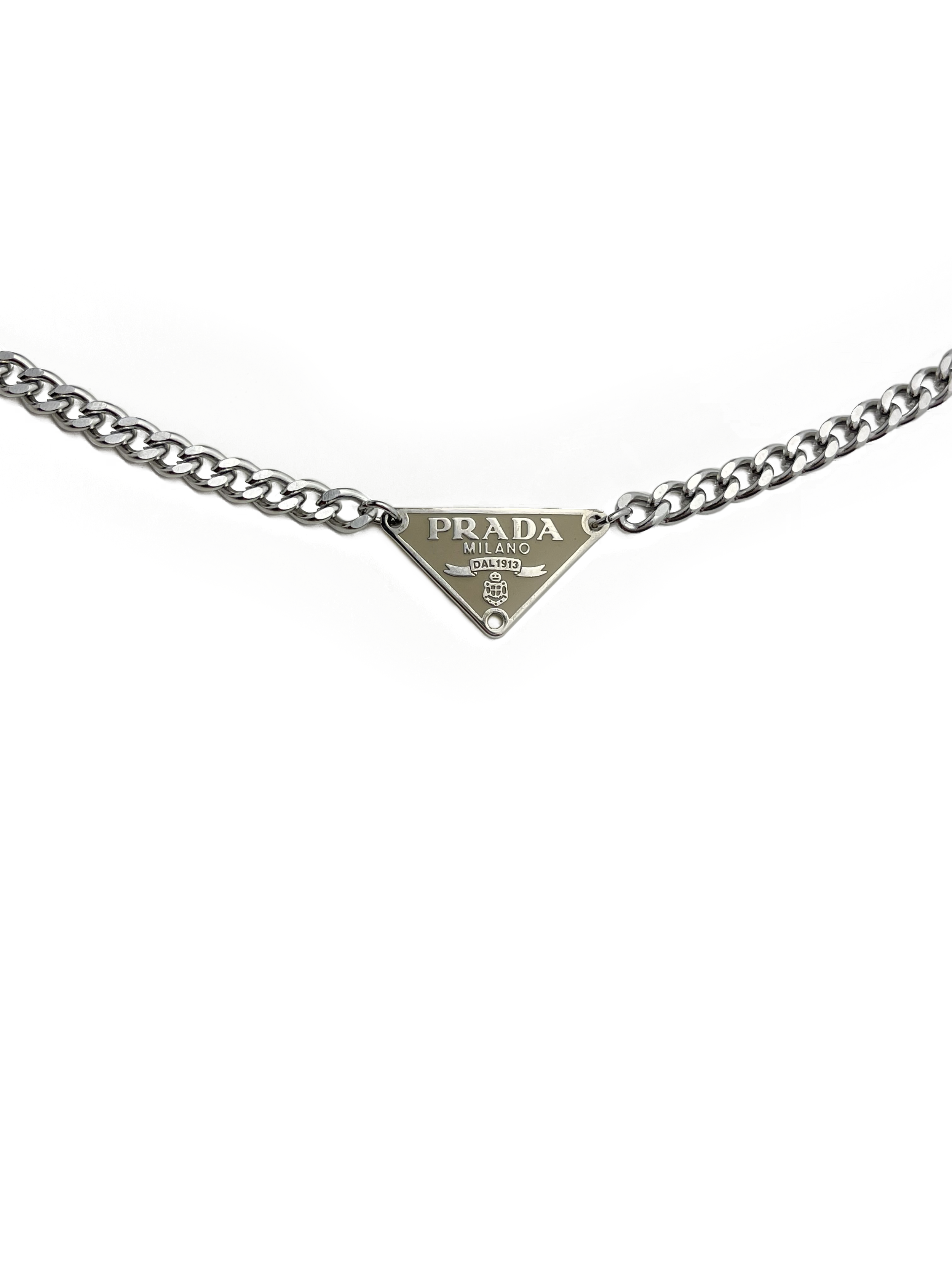prada+small+grey+triangle+logo+chunky+necklace+wbg