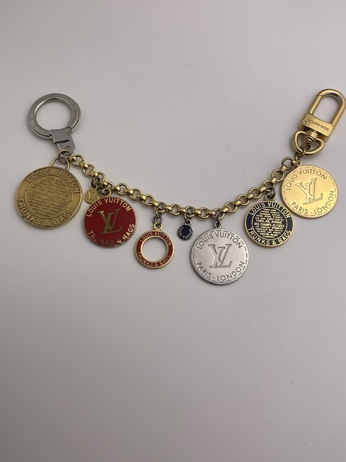 LOUIS VUITTON Trunks & Bags vintage pendant reworked necklace – NECK