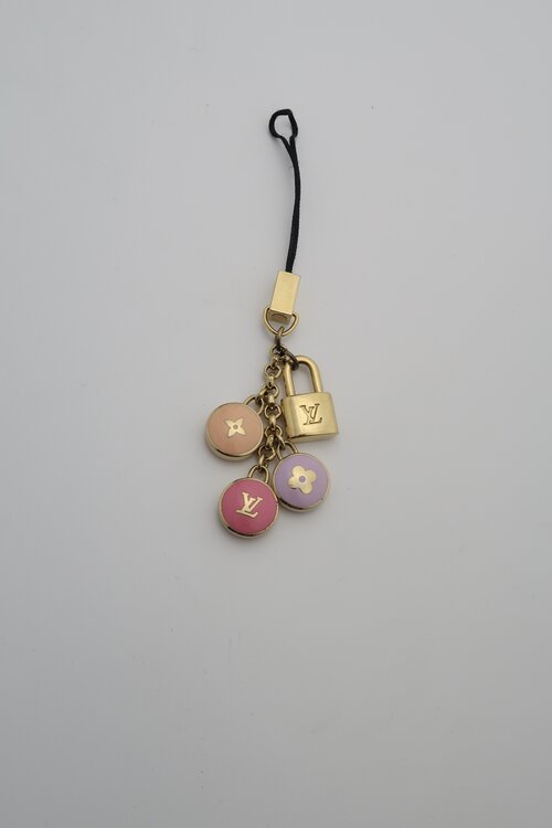 Rework Vintage Louis Vuitton Pastilles Gold Heart Necklace – Relic