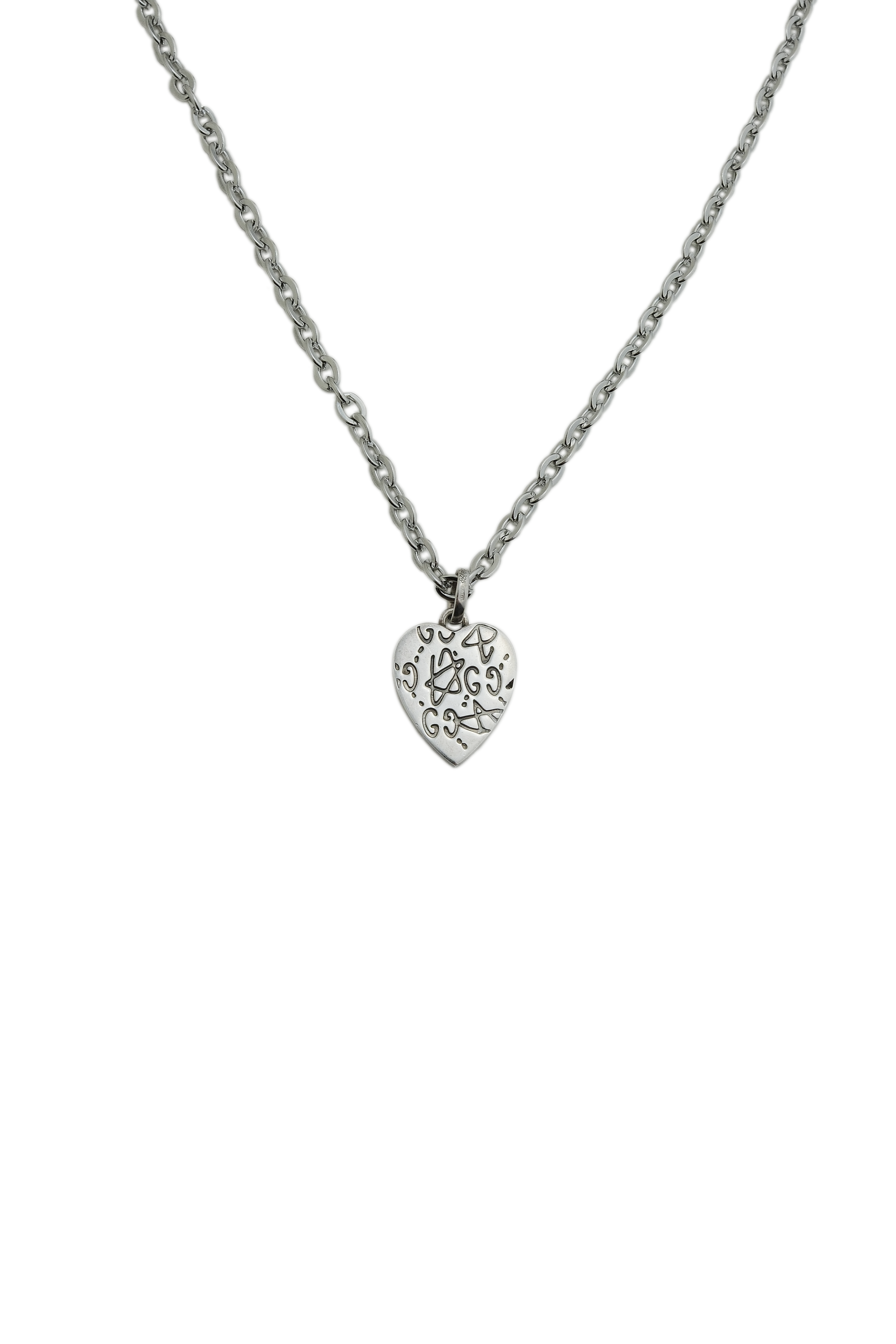 gucci graffiti monogram heart necklace wbg.png