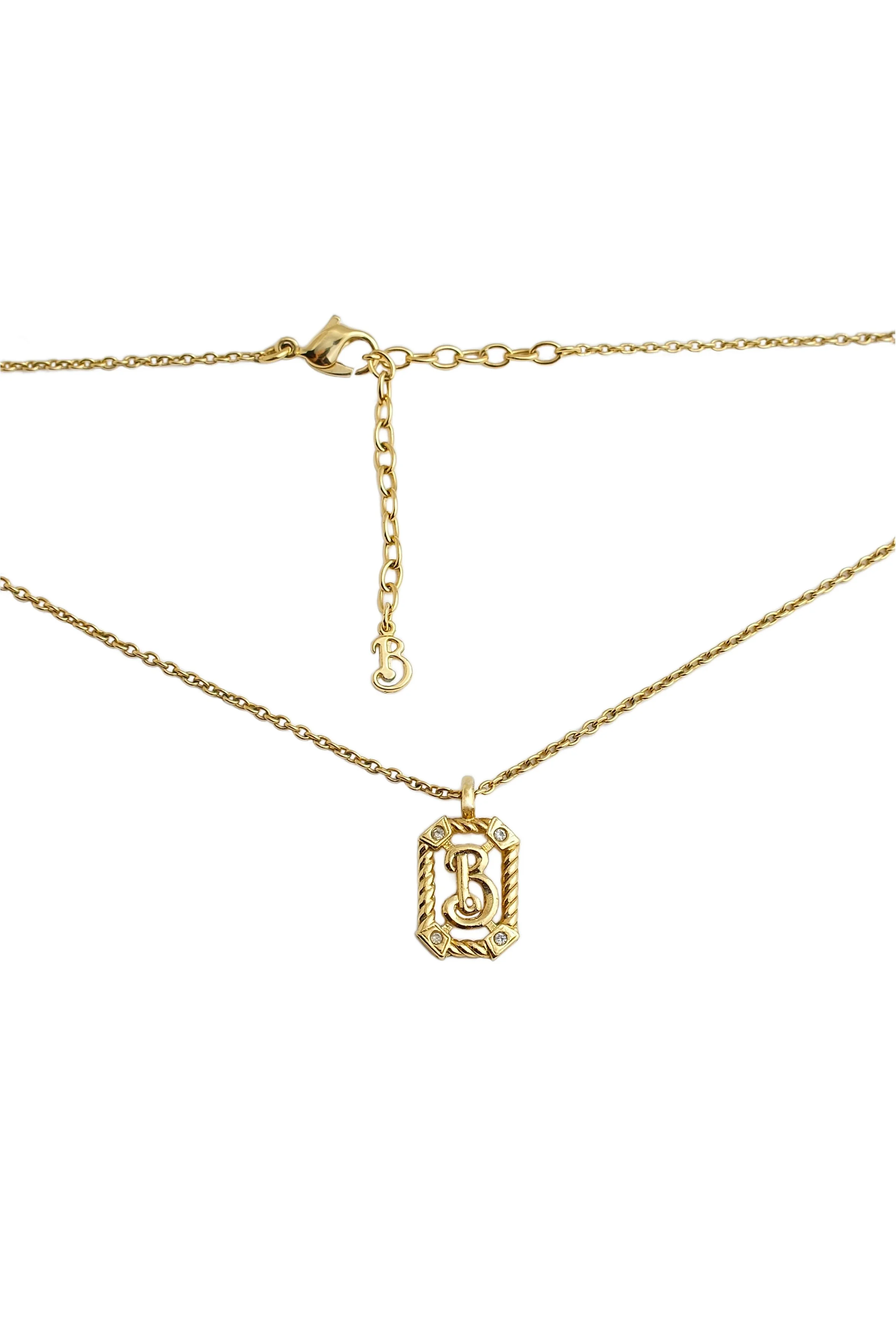burberry rec twisted necklace wbg.jpg