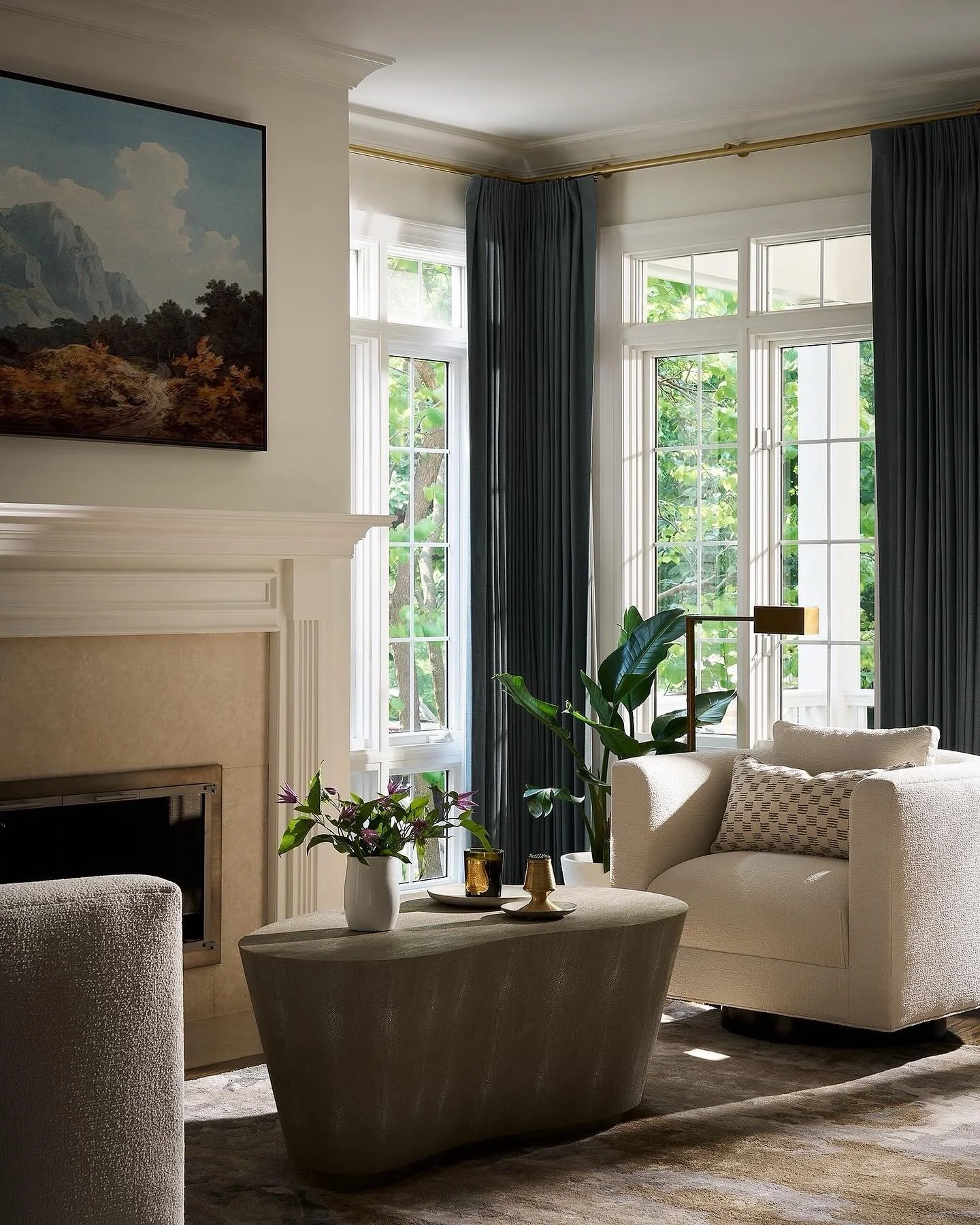 This North Center living room went from basic to beautifully lived-in. Rich jewel tones, layered textures, and an air of understated elegance bring warmth and depth to every corner. Swipe for the before! 

Photo 1: @rymcdon
Florals: @laceydreyer

 #l