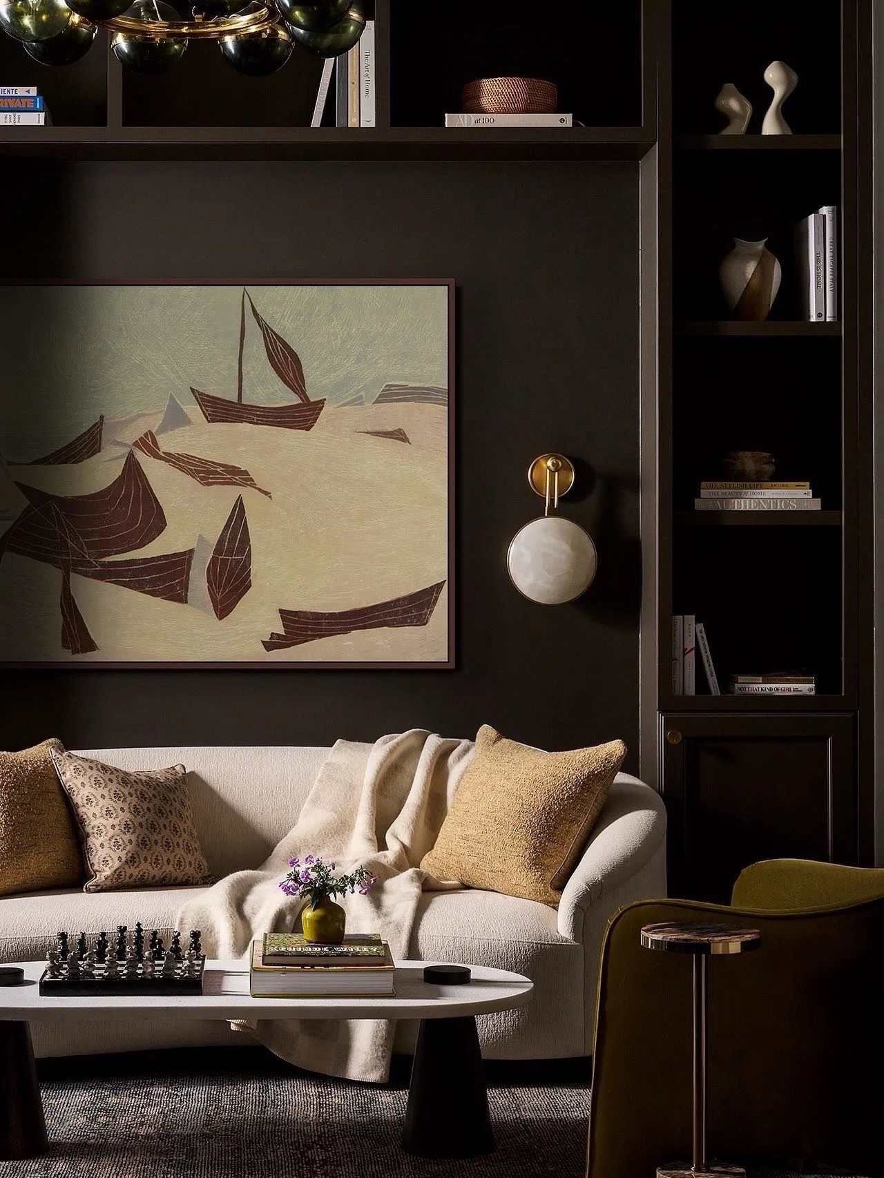 Hibernate, but make it chic! As temperatures drop to painfully cold outside, these spaces stay perfectly cozy inside with rich hues and layered textures. An easy yes to staying in. 

Photos: @rymcdon 

 #londonwalderinteriordesign #LWID #moderndesign