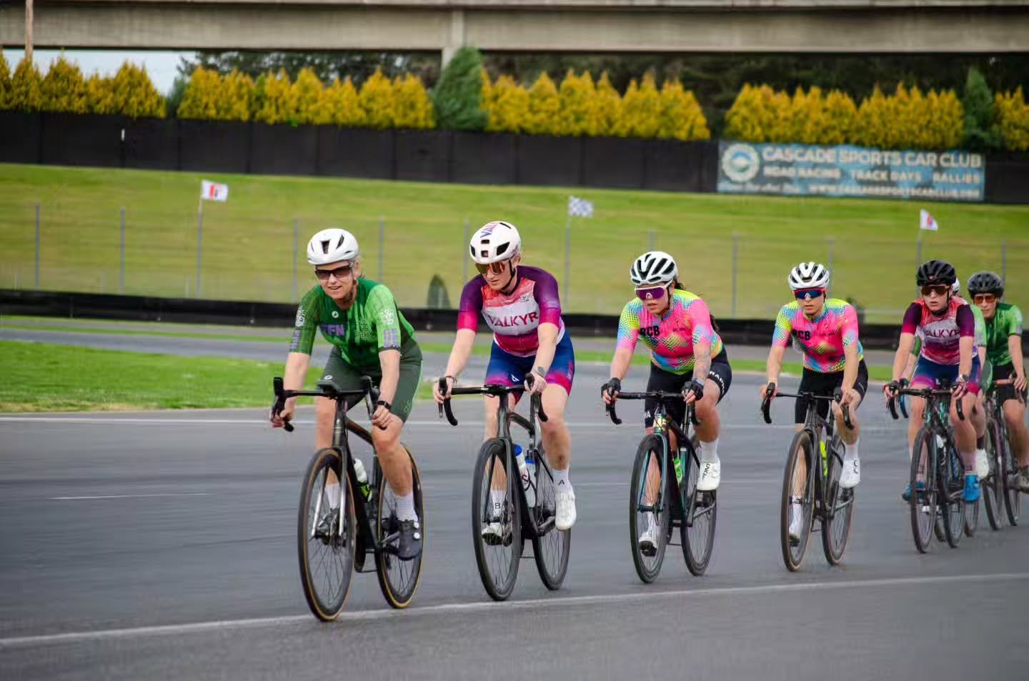 Tuesday Night PIR 

#oregonbikeracing