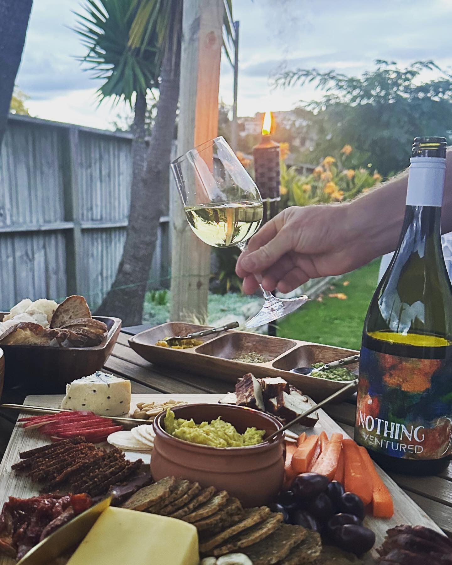 Local produce at its best 😋😍

We enjoyed a beautiful platter this evening .. love your work @pigandsalt @thegoodnessgardennz @yeast.coastbakingco @tematafigs

Nothing Ventured Chardonnay 

Come and see us all each week at the @napierurbanfarmersmar