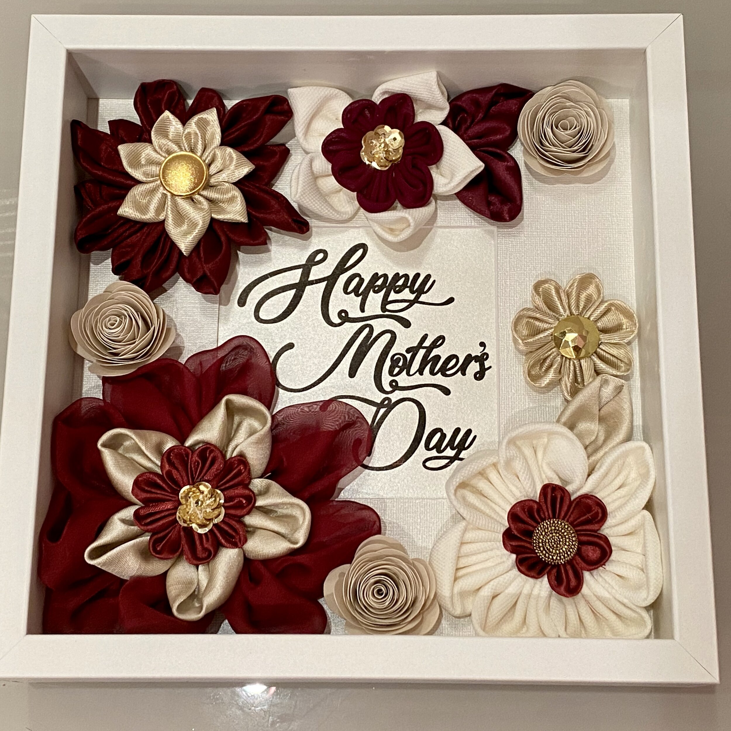 Photo Frame Gift with 3D Flowers - Maroon & Cream