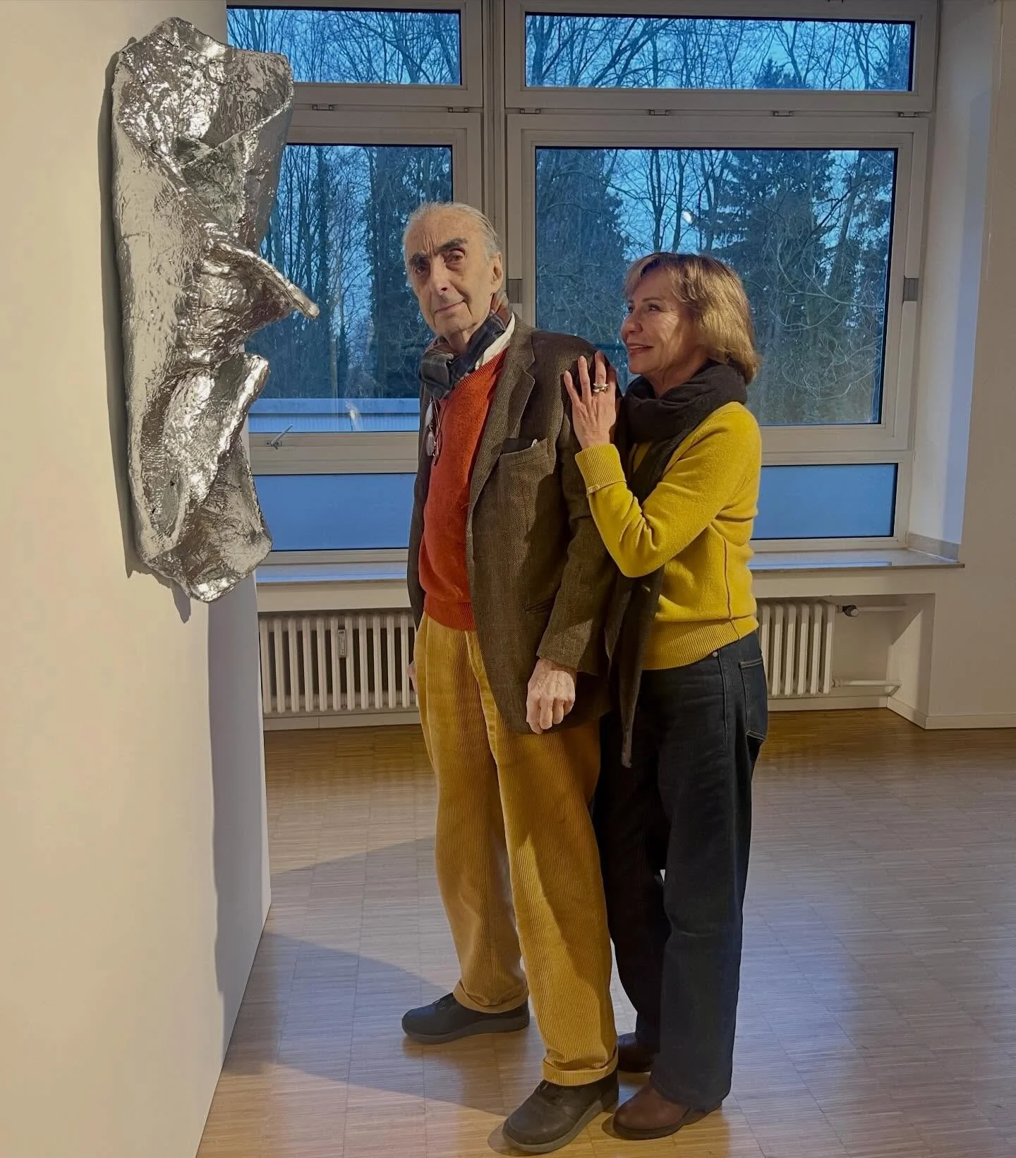 Danke allen Besuchern die jetzt schon die neue Ausstellung ZWISCHEN R&Auml;UMEN besucht haben, ob an der Er&ouml;ffnung oder Mittwochs 

&Ouml;ffnungszeiten:
🗓️ mittwochs 
⏰ 15:00 bis 18:00 Uhr
Bis Ende April

@carola.eggeling @myriam.resch @marcvon
