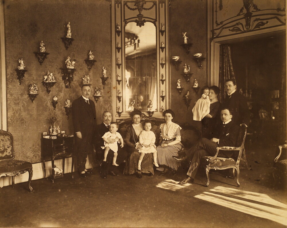 Familie von Klemperer&nbsp;auf der Wiener Straße 25, Dresden, um 1911