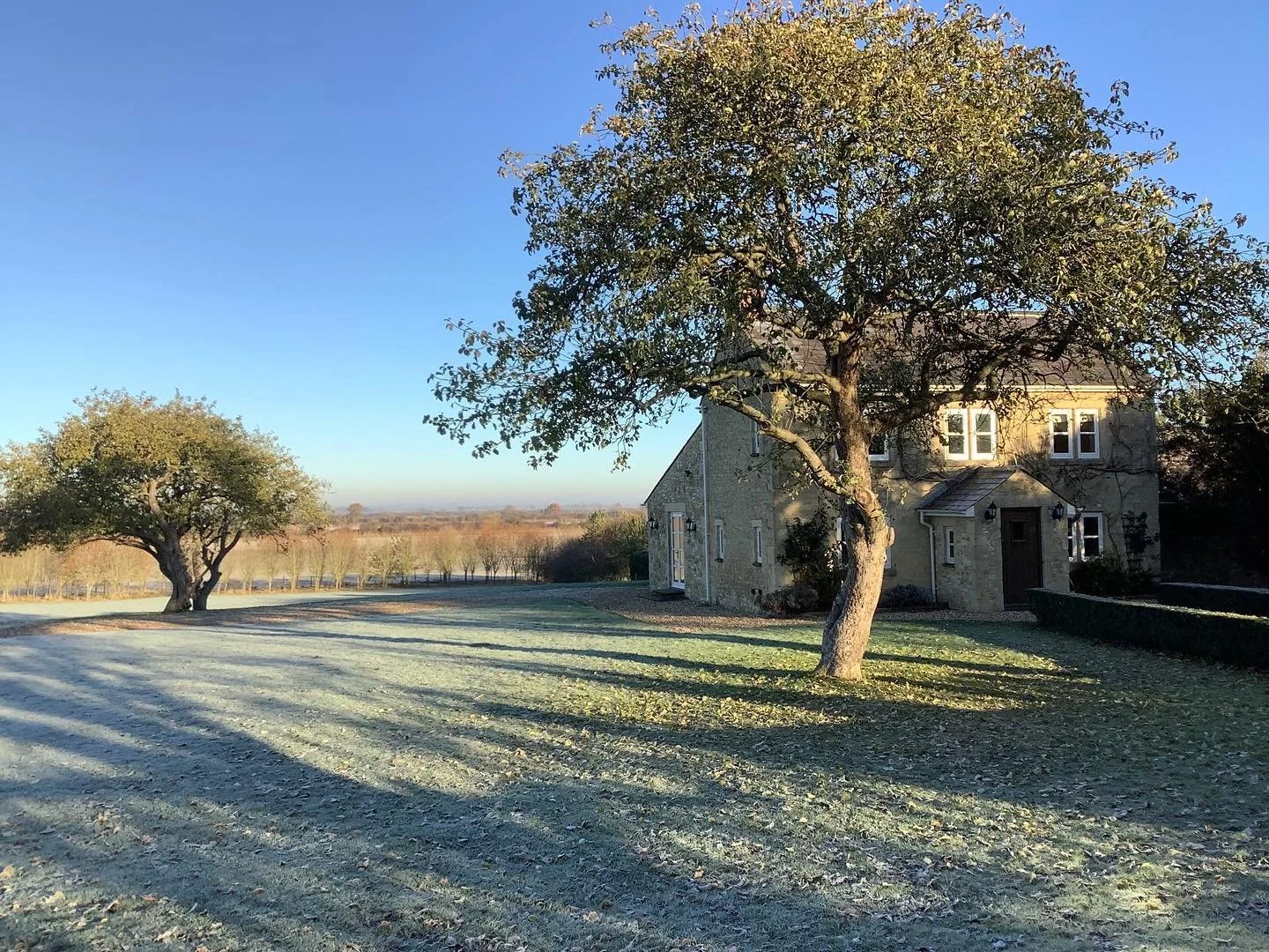 New project starting soon.. 📽️☀️

#interiors #cottagecore #oxfordshire