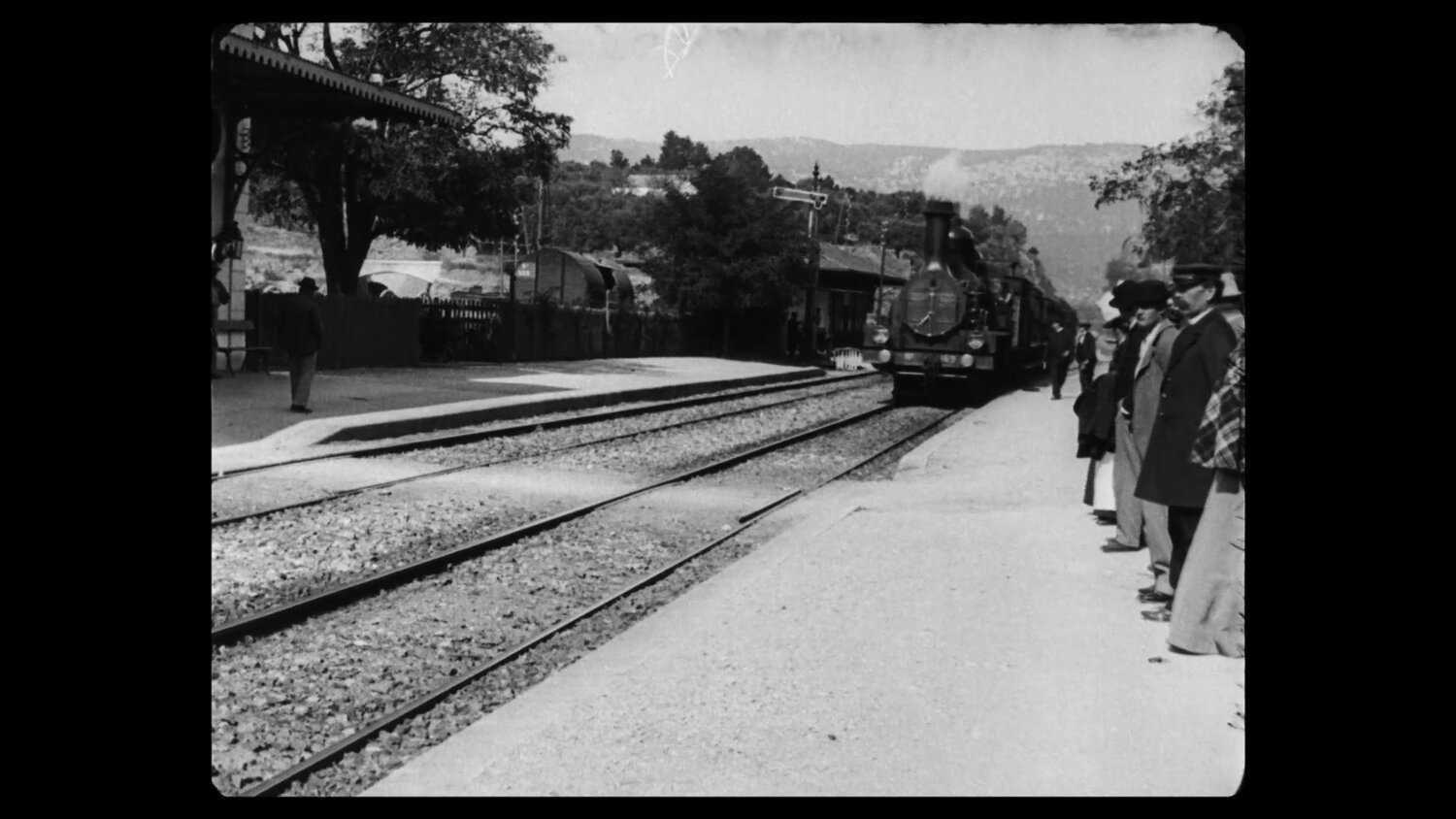 L'arrivée d'un train en gare de La Ciotat — Cinemini Europe