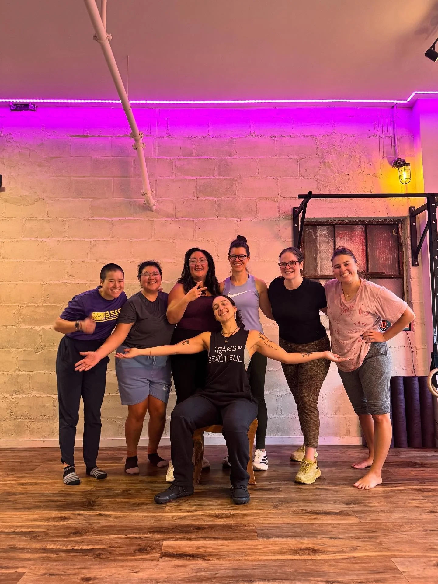 We&rsquo;re so excited to have Sol on our team! They will be leading classes every Sunday @9:15am and having 1:1s as well!!
They are bring lots of energy and joy to training and rooted in creating community :) so come say hiii!!! ✌🏽