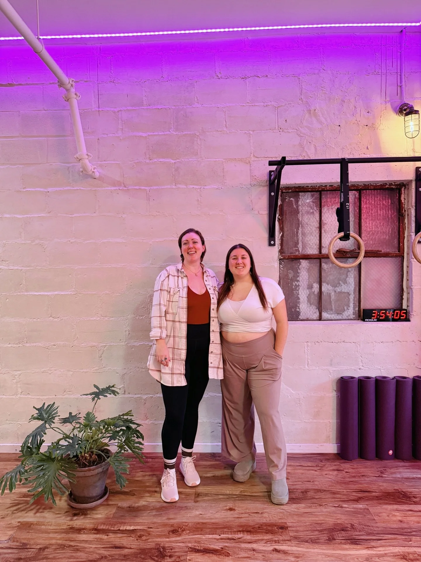 👯&zwj;♂️Meet Megan and Margaux! Or rather, re-meet them - you may already know them each as members of Soft Space - but now, they&rsquo;ll be bringing their gifts to the Class Program. Margaux, through Restorative Yoga(!) as part of our Mobility pro