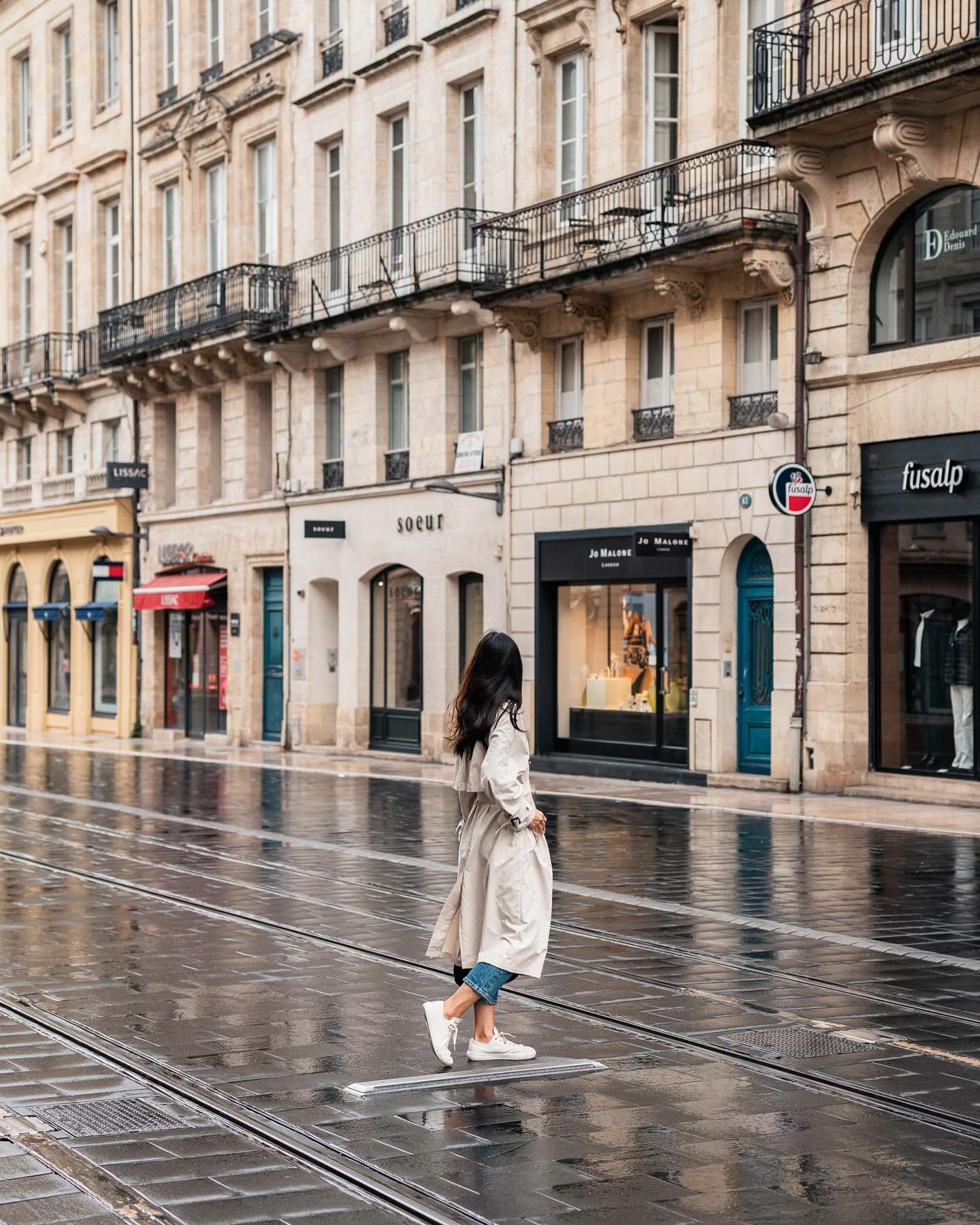 Rainy days were always better in France 🌧️ 
&mdash;
#HYWoutofHK #HYWinFRANCE