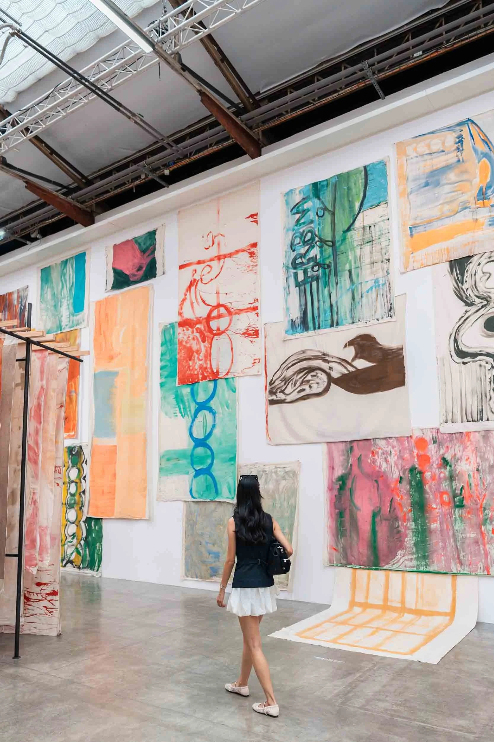 becoming-carmen-travel-france-paris-palais-de-tokyo-art-exhibition-vivian-suter-disco