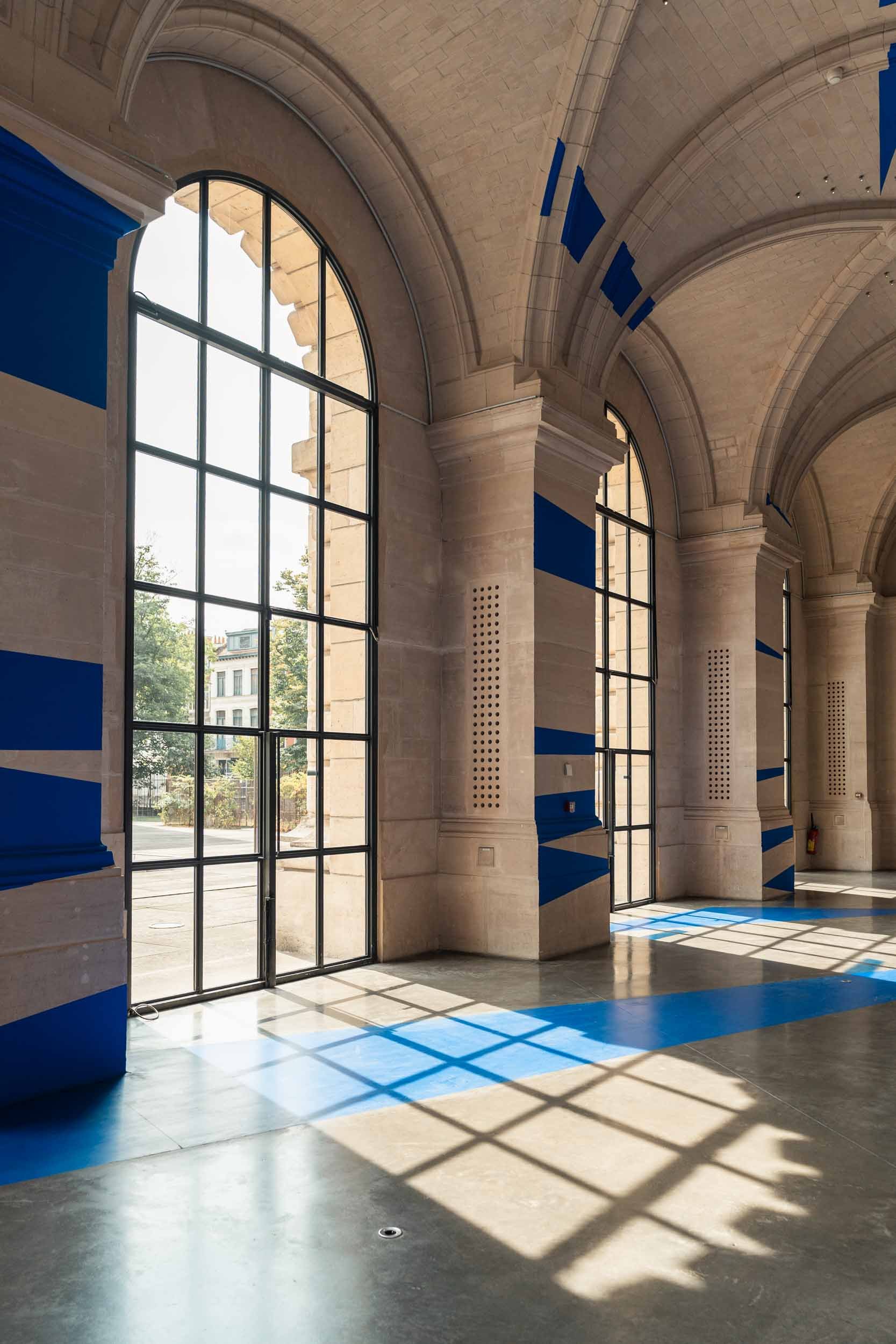 becoming-carmen-france-lille-palais-des-beaux-arts-felice-varini-eclats-de-echoes-art-installation-exhibition